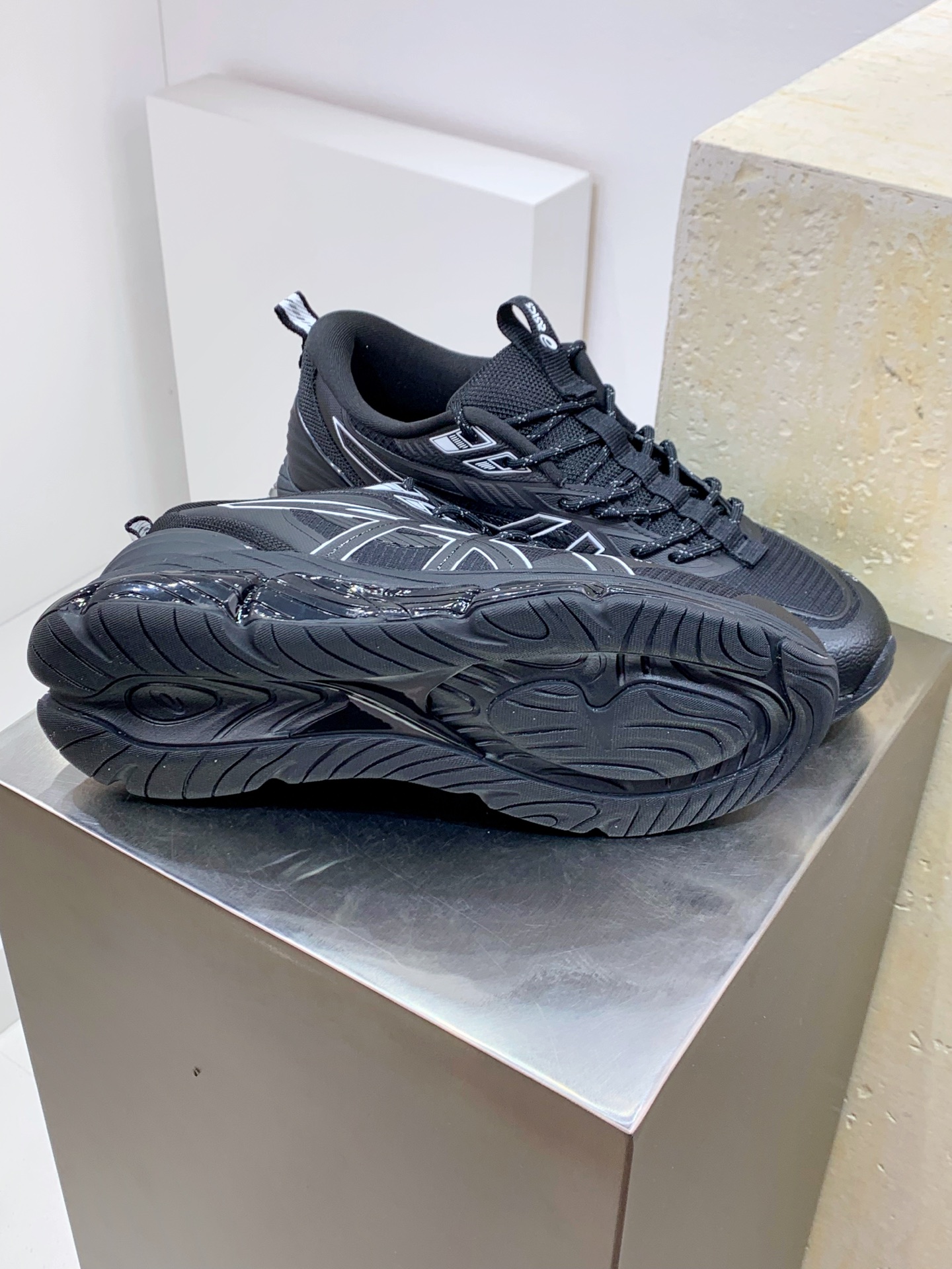 Asics Male Sneakers Breathable M-l-s