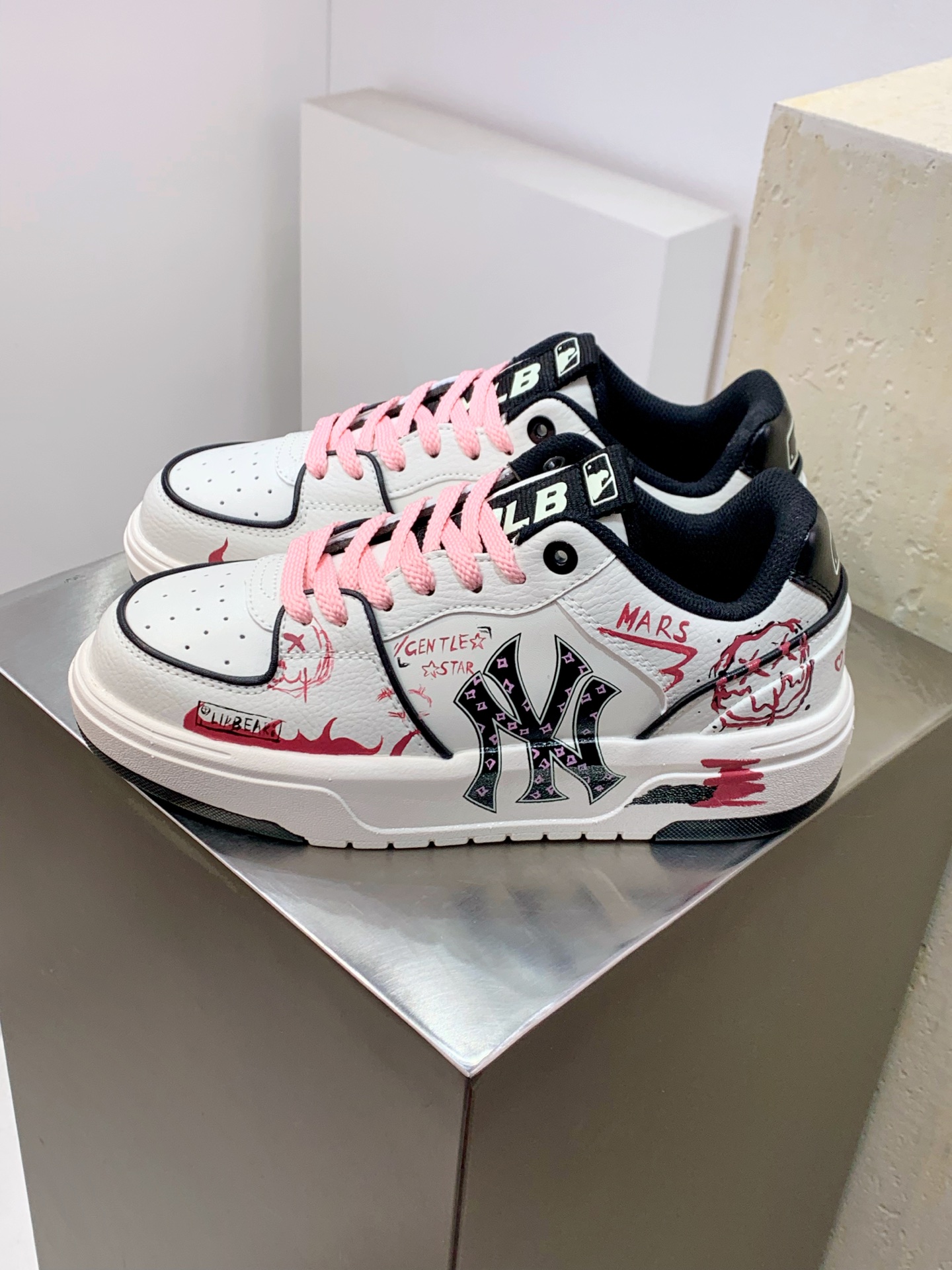 Nike Running Shoes M-l-s