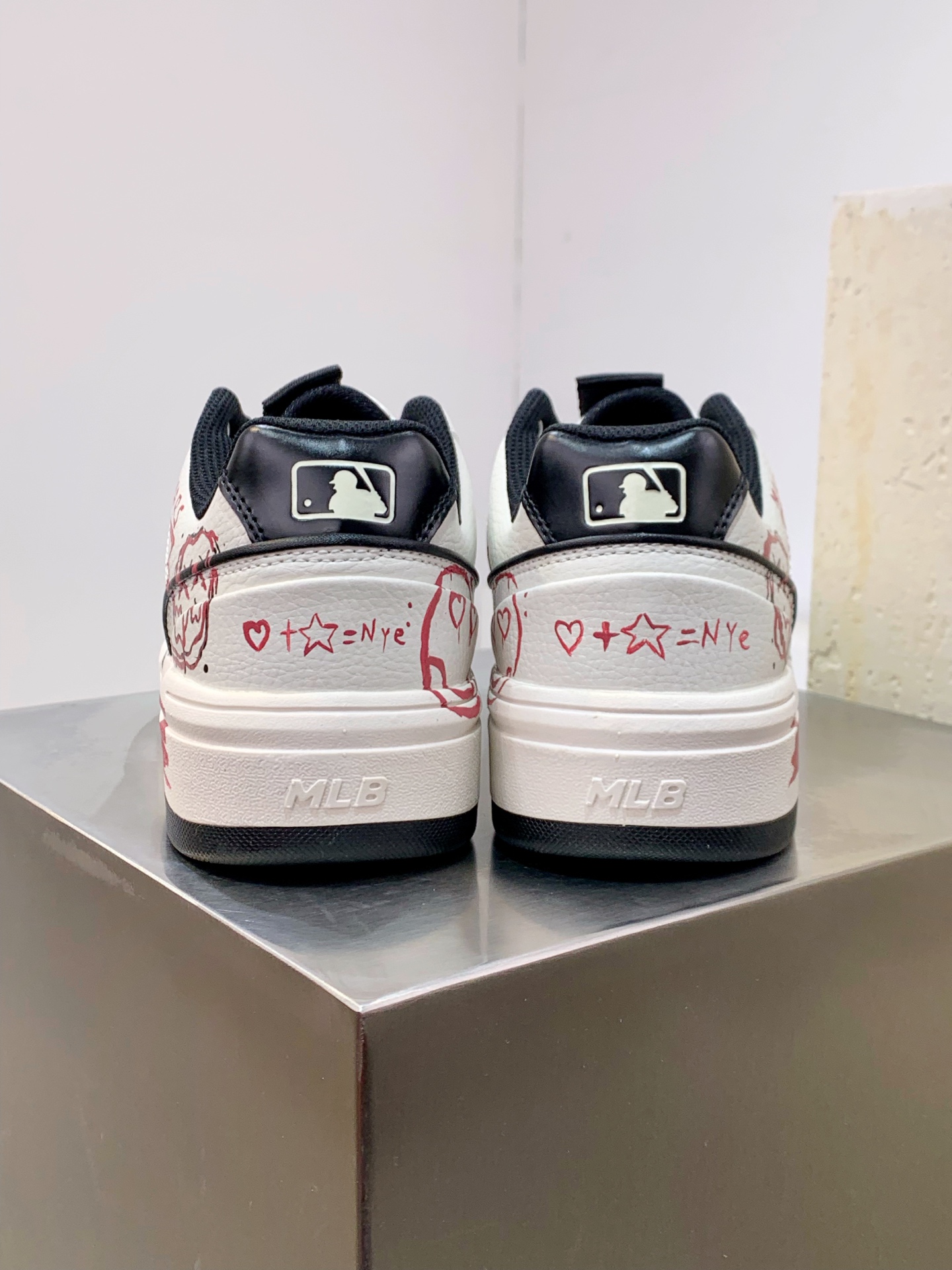 Nike Running Shoes M-l-s