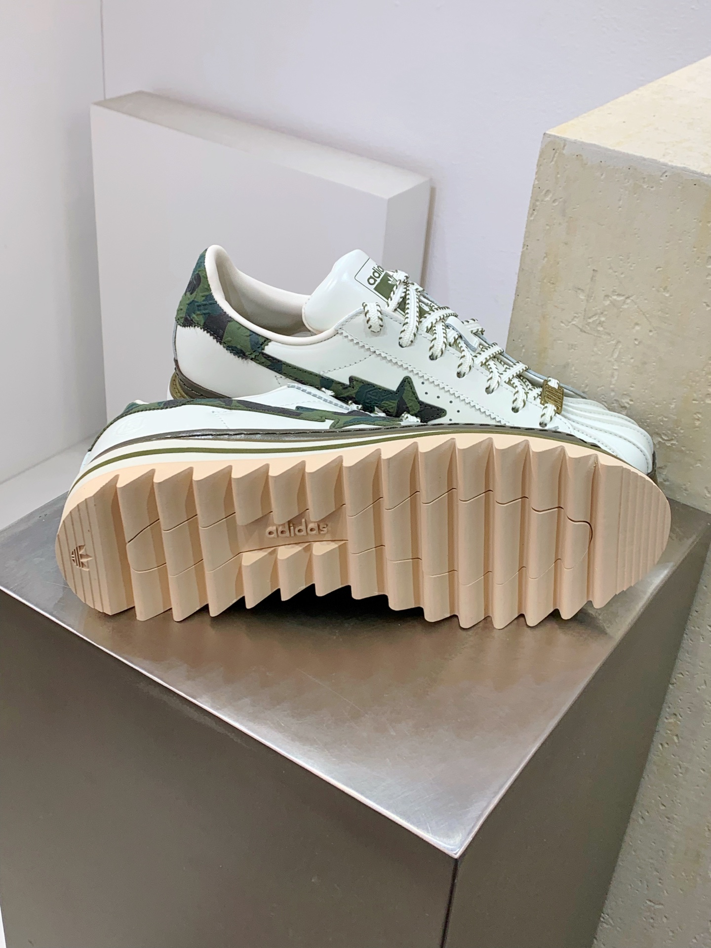 Adidas Board Shoes L-s