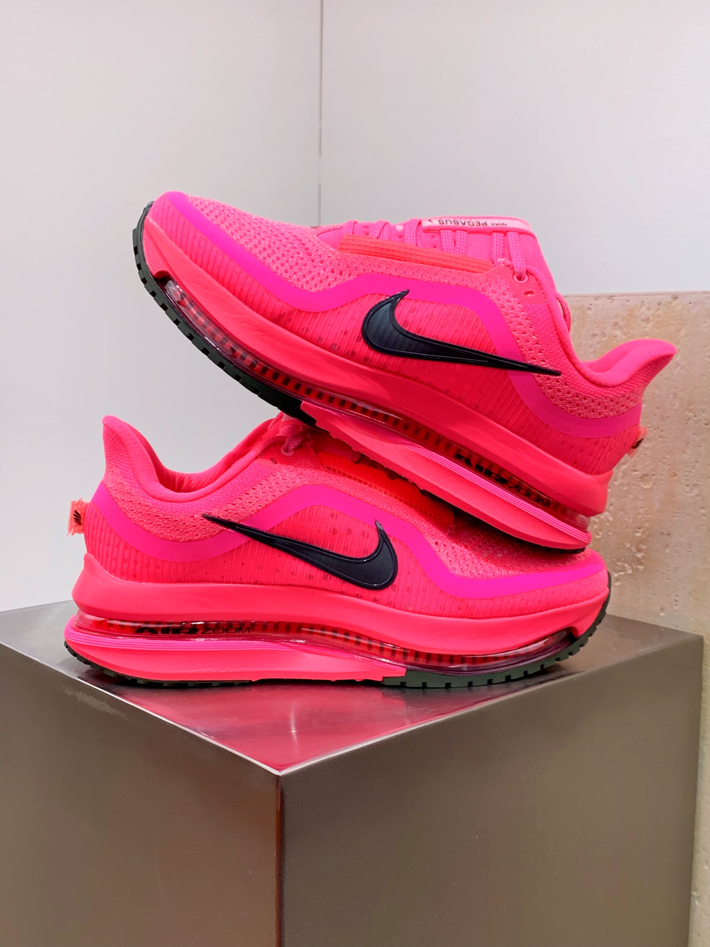 Nike Running Shoes M-l-s