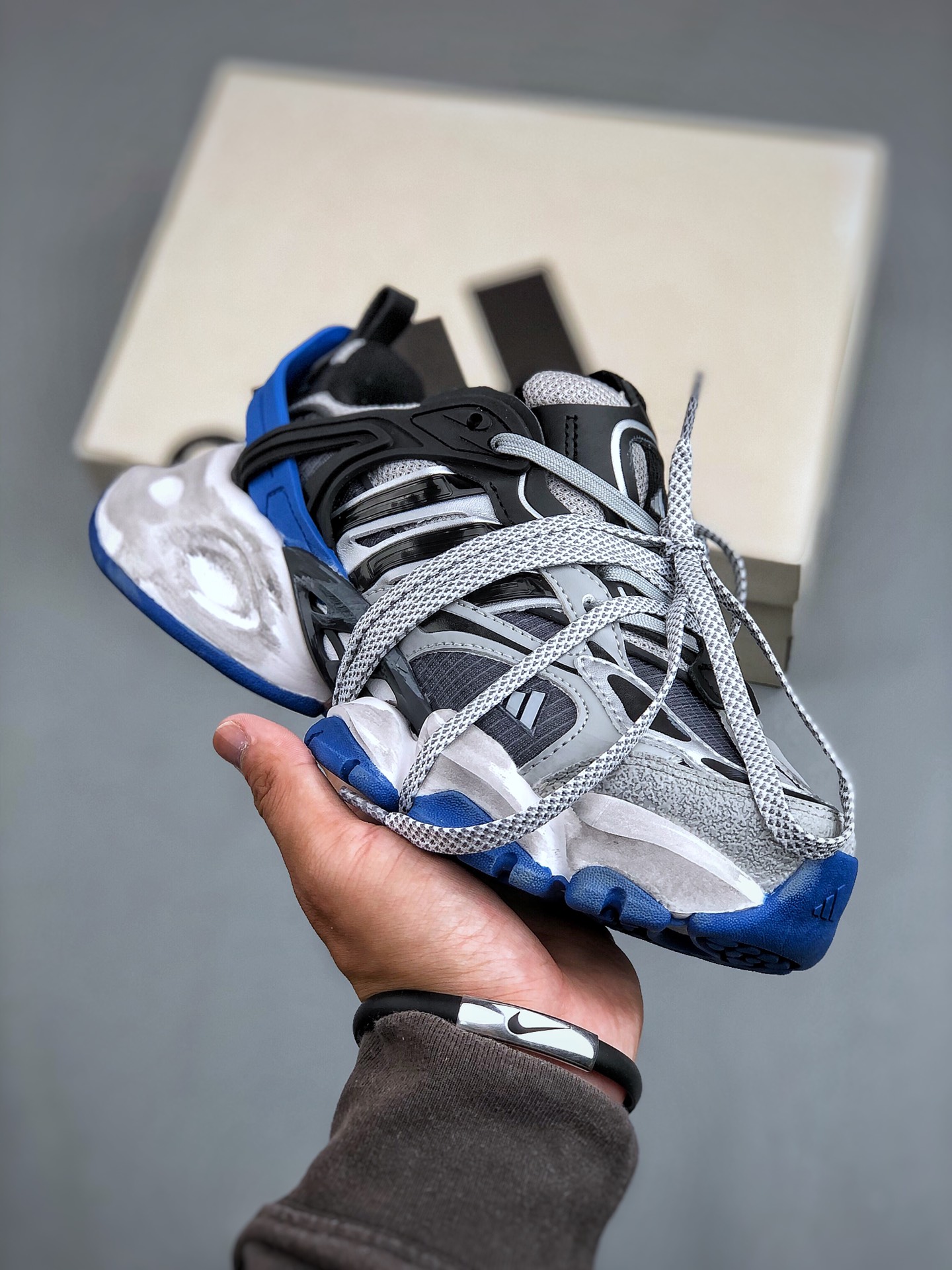 Adidas Running Shoes L-s-xl