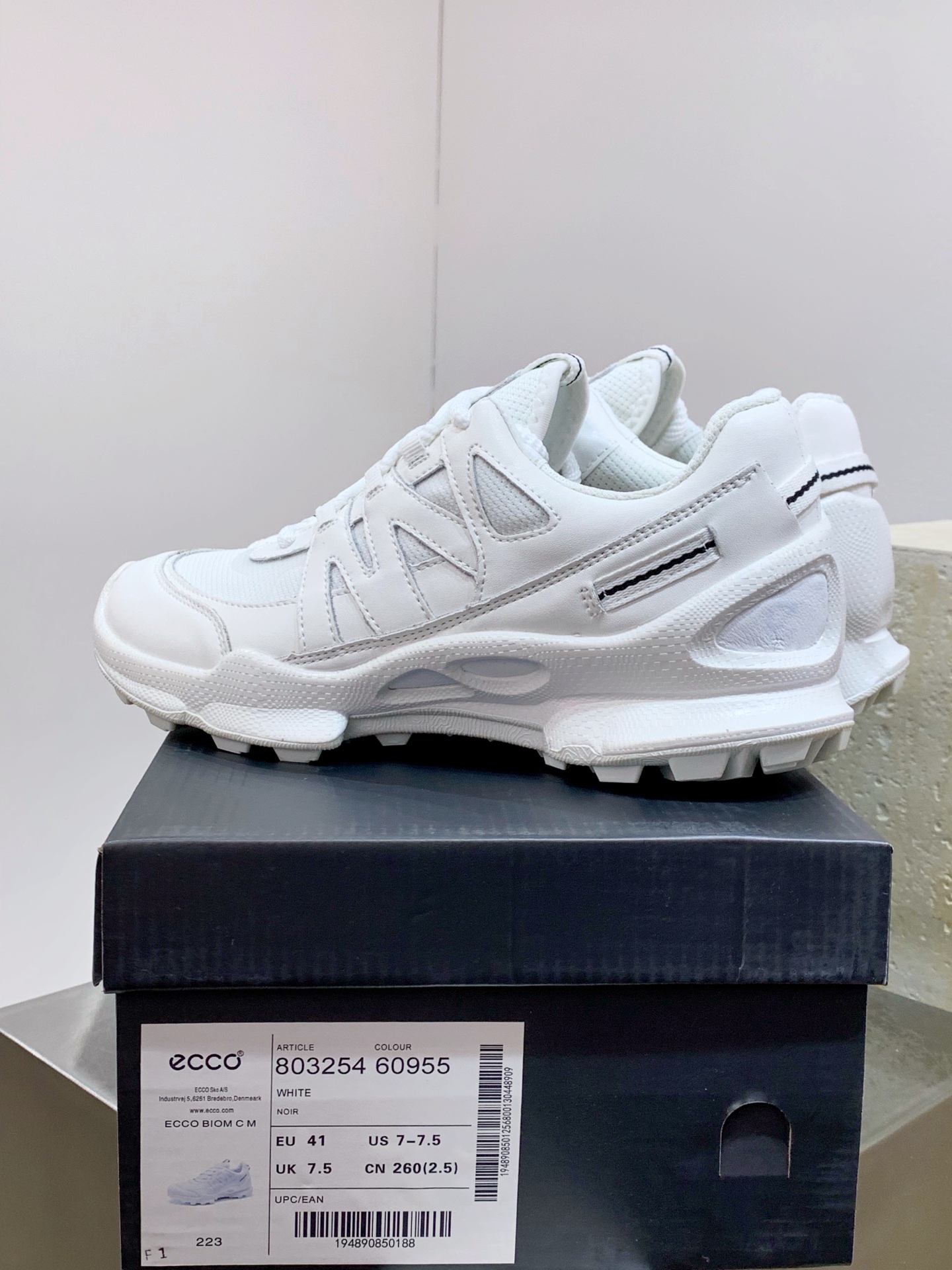 Basic Shoes Breathable L