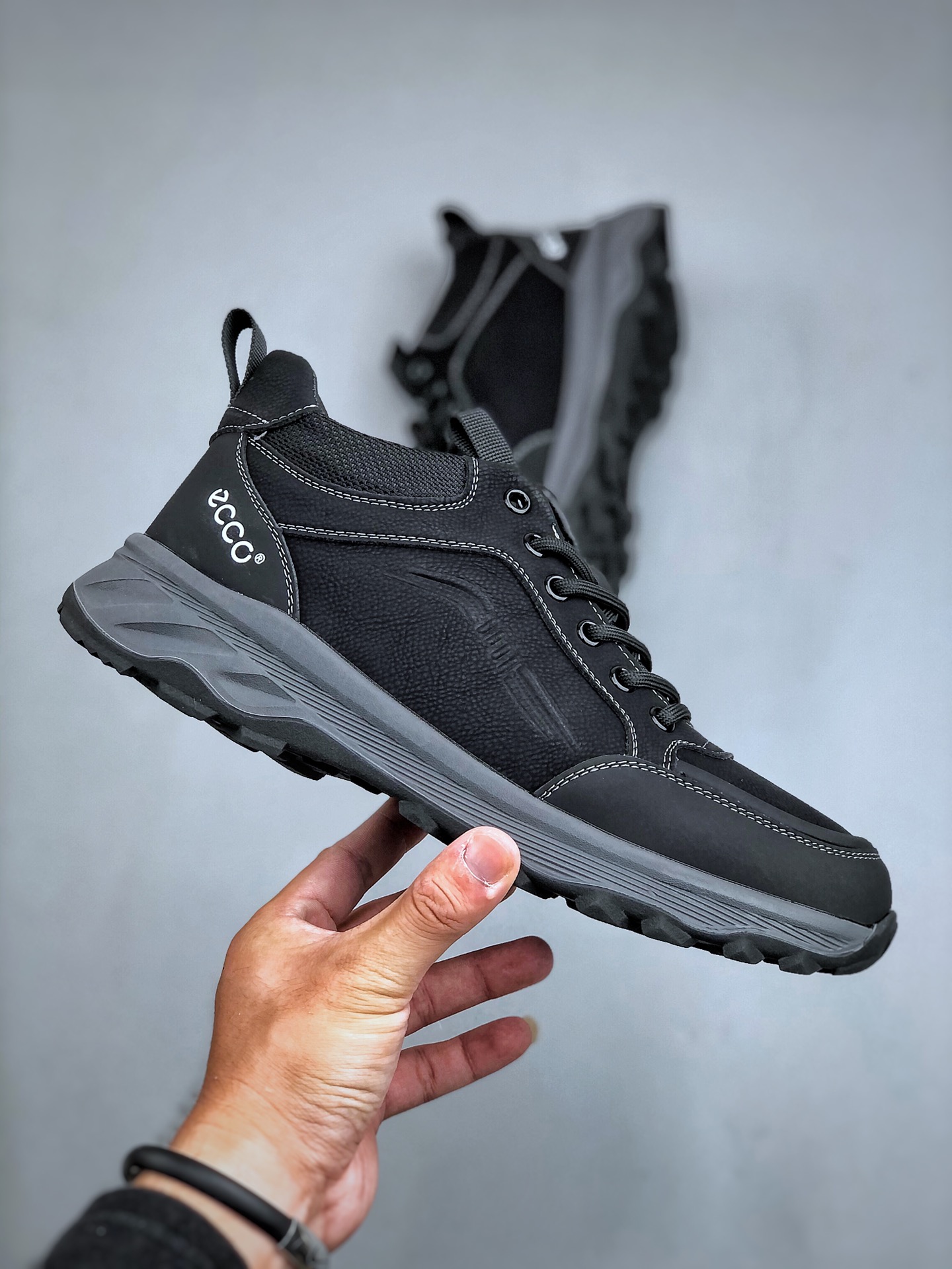 Male Sneakers Breathable