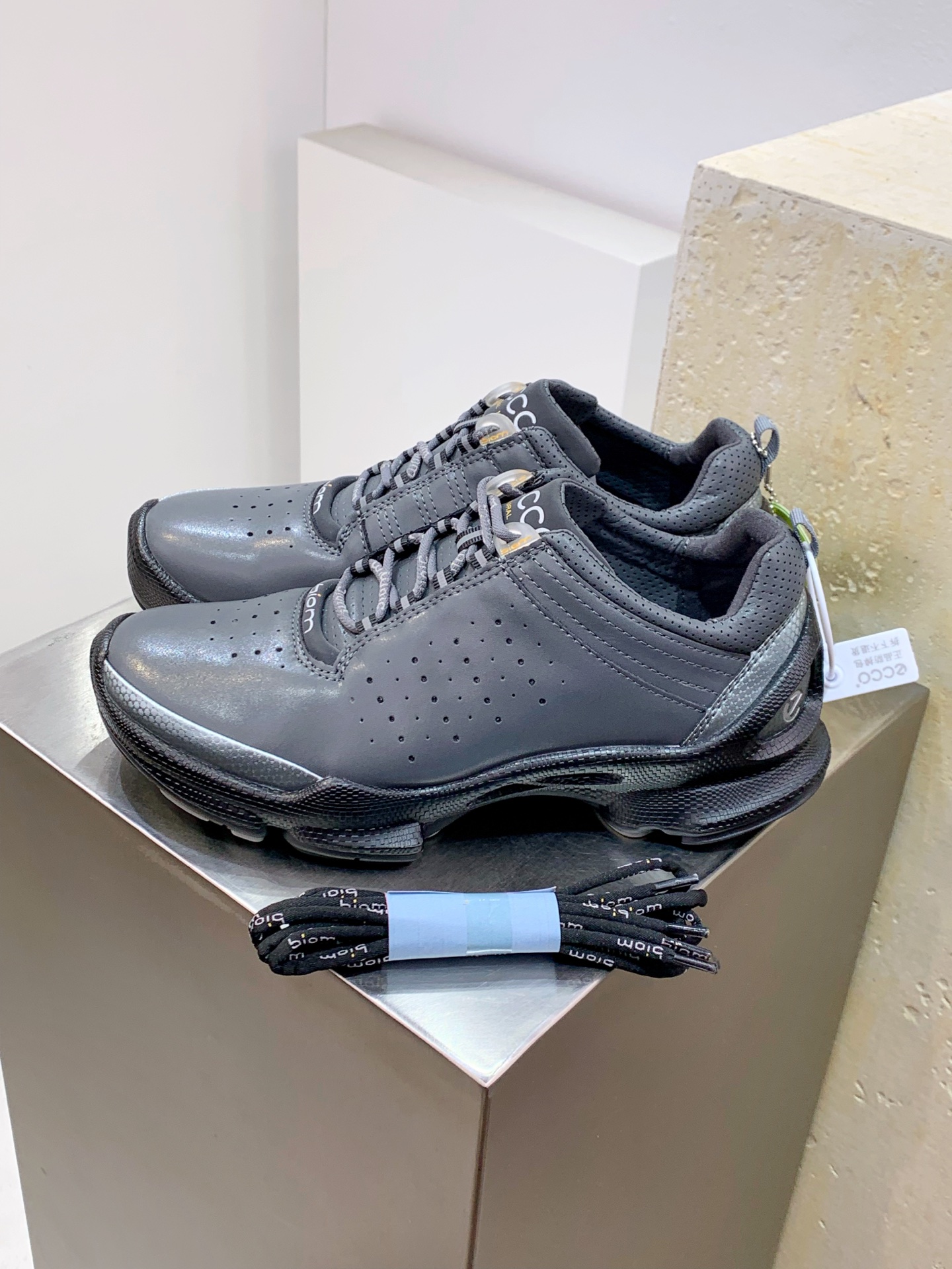 Male Leather Shoes Breathable