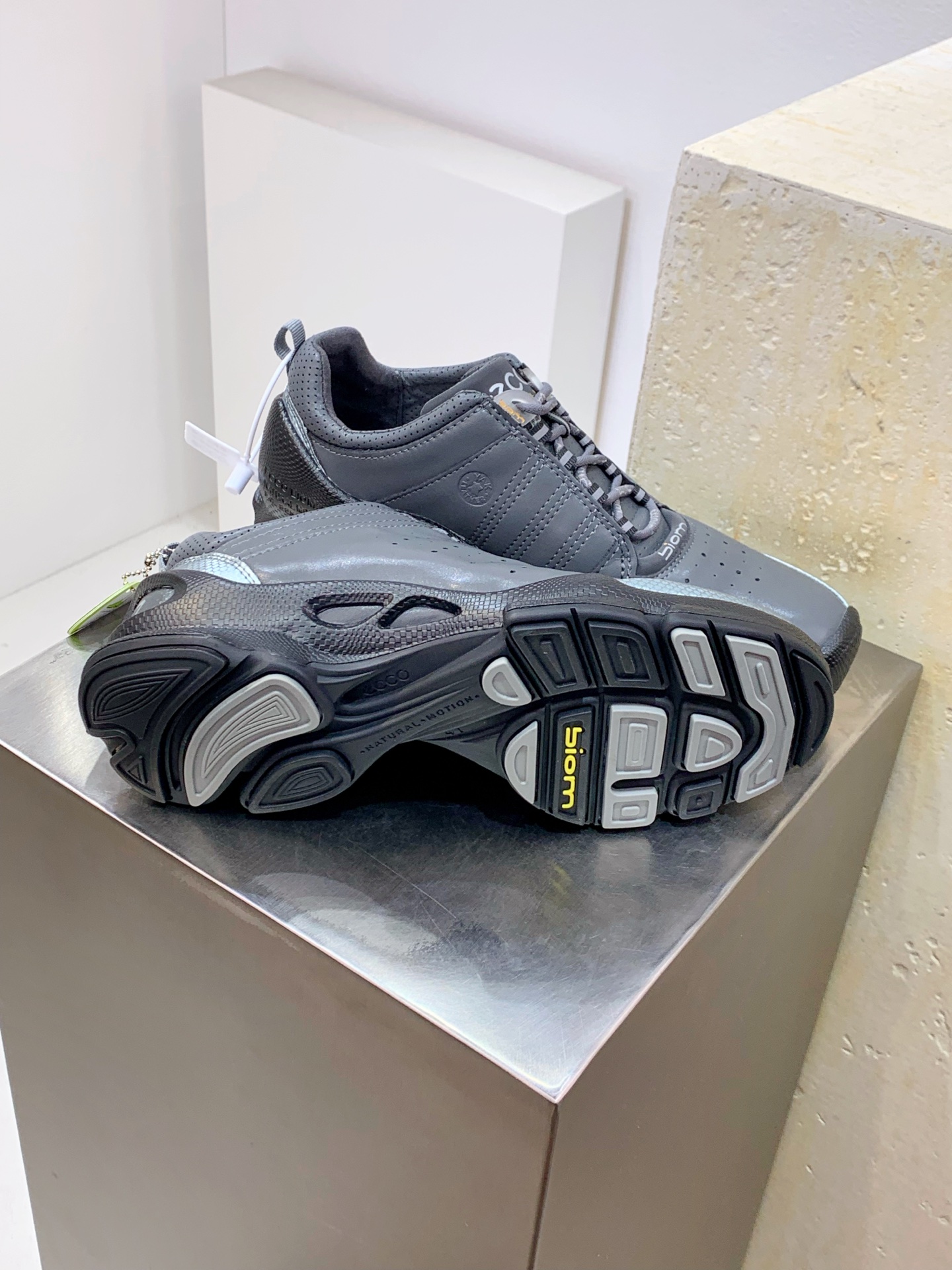 Male Leather Shoes Breathable