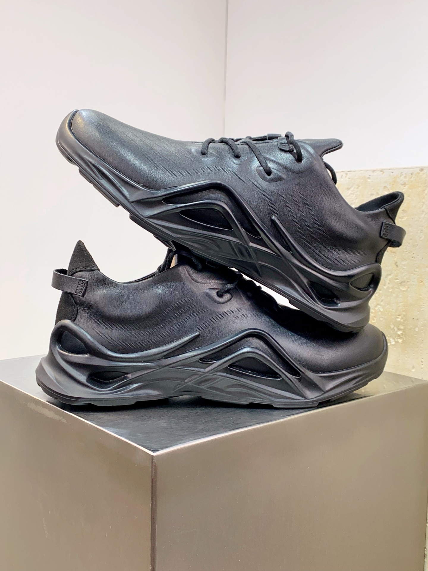 Male Leather Shoes Breathable L