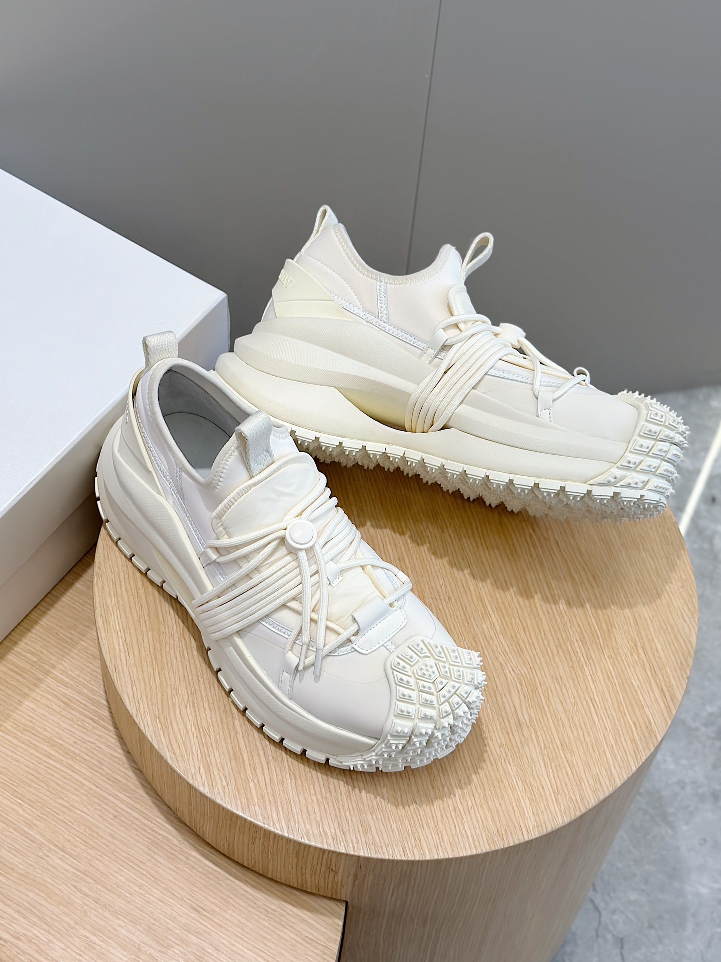 Armani Male Sneakers M-s