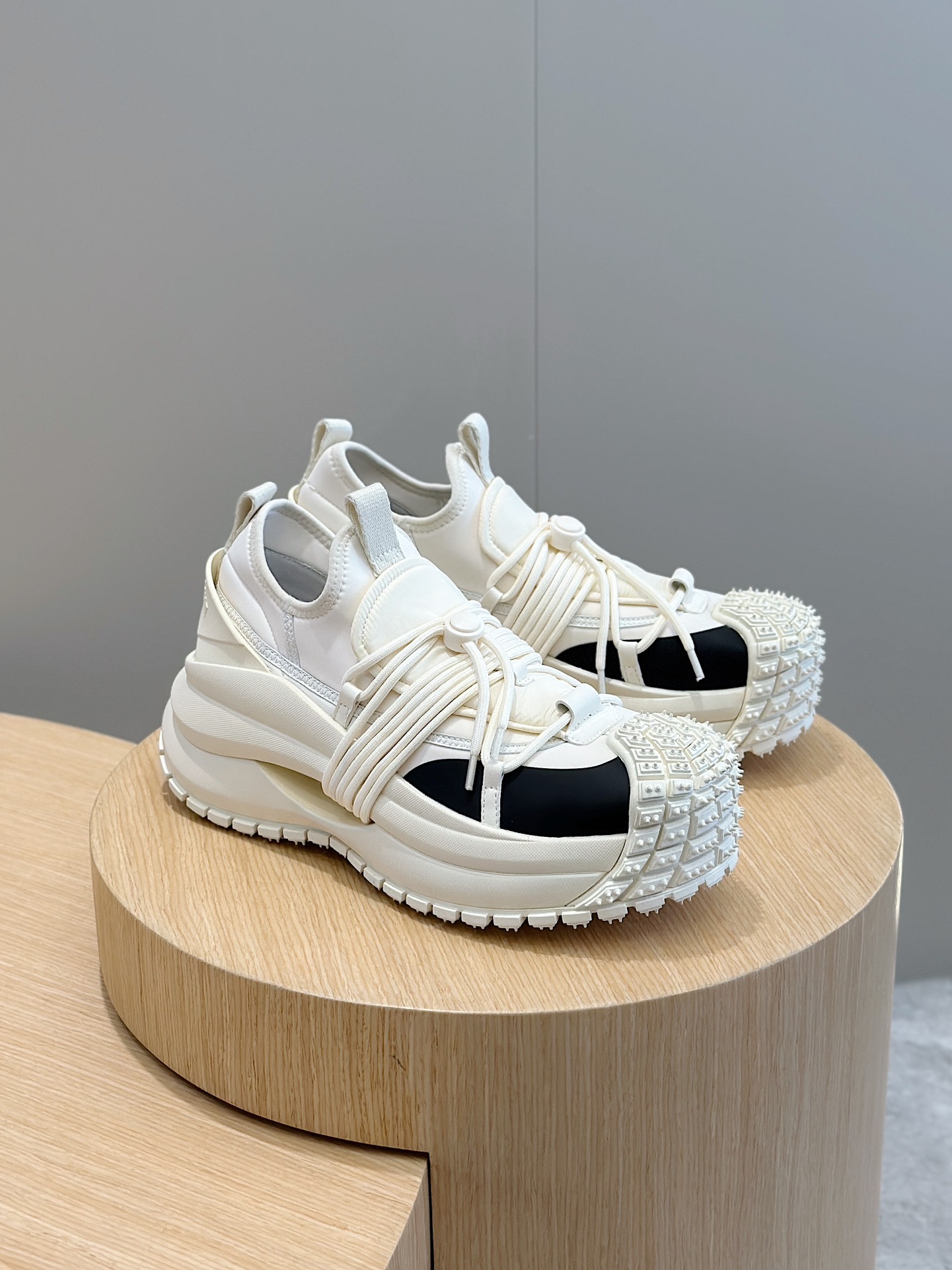 Armani Male Sneakers M-s