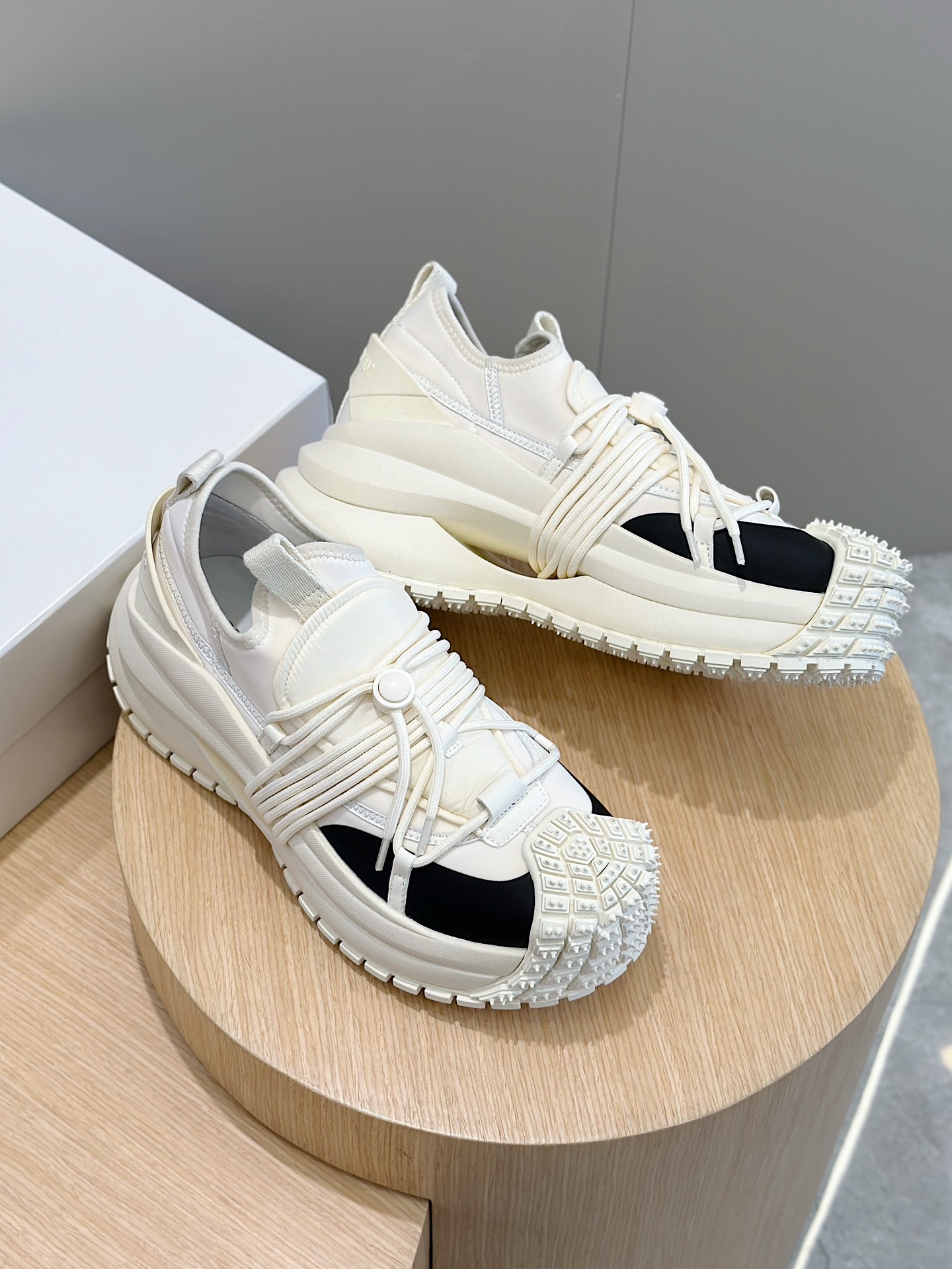 Armani Male Sneakers M-s