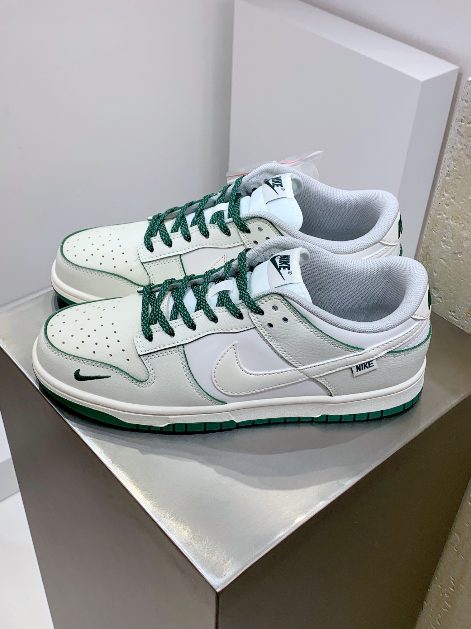 Nike Board Shoes M-l