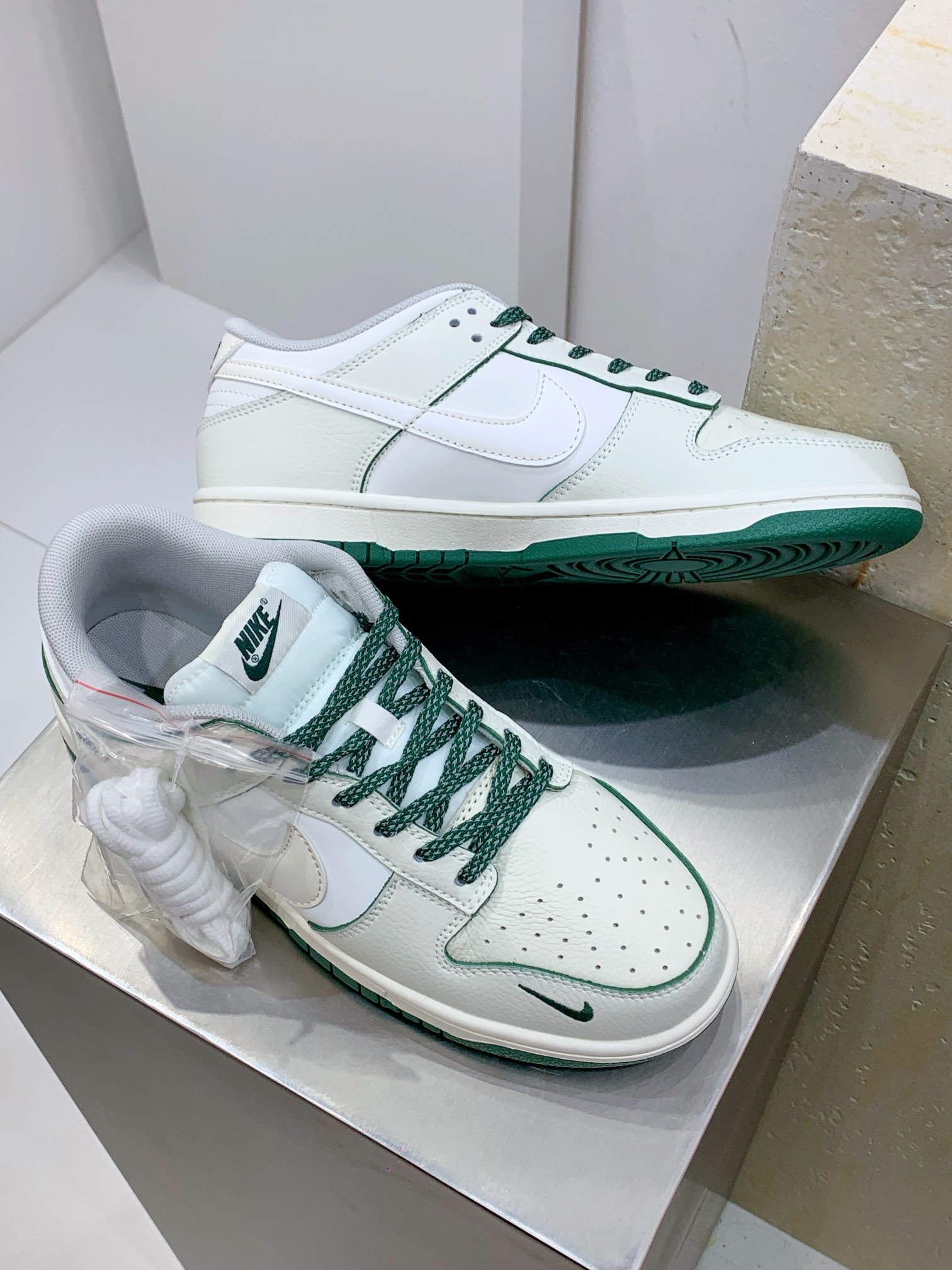 Nike Board Shoes M-l