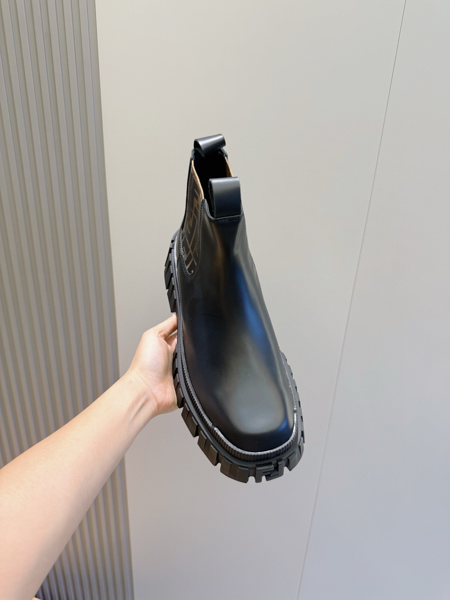 Fendi Basic Shoes Black S