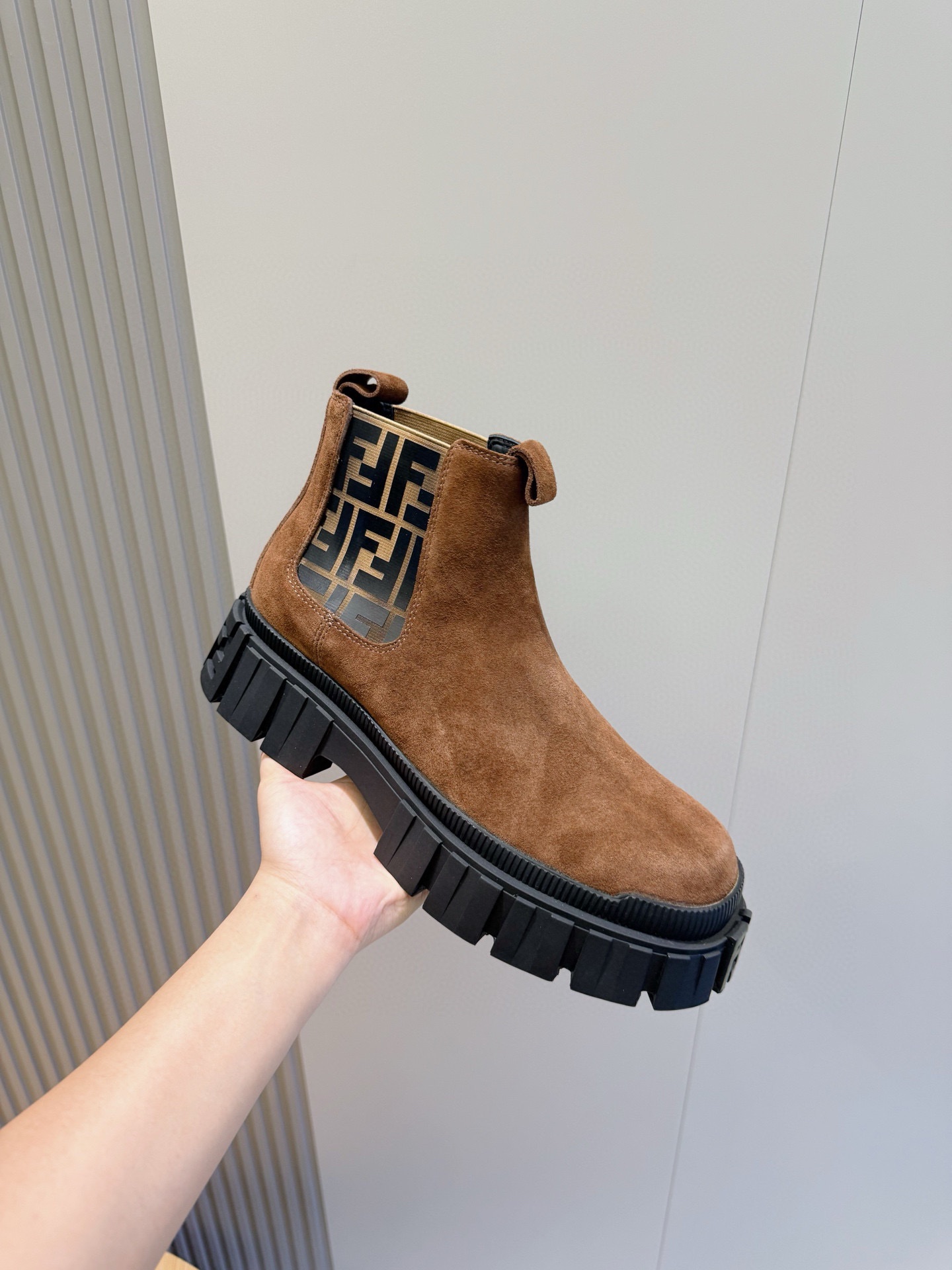 Fendi Basic Shoes Black S