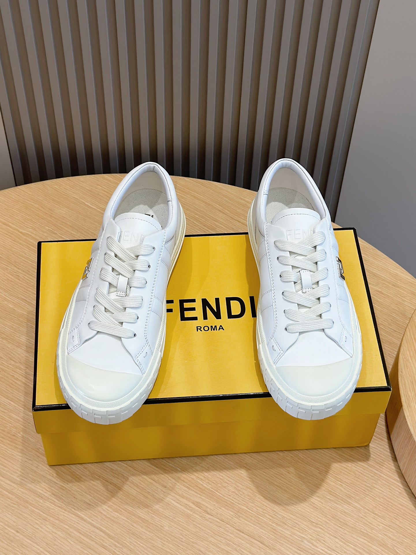 Fendi Male Leather Shoes Cow Leather M-s