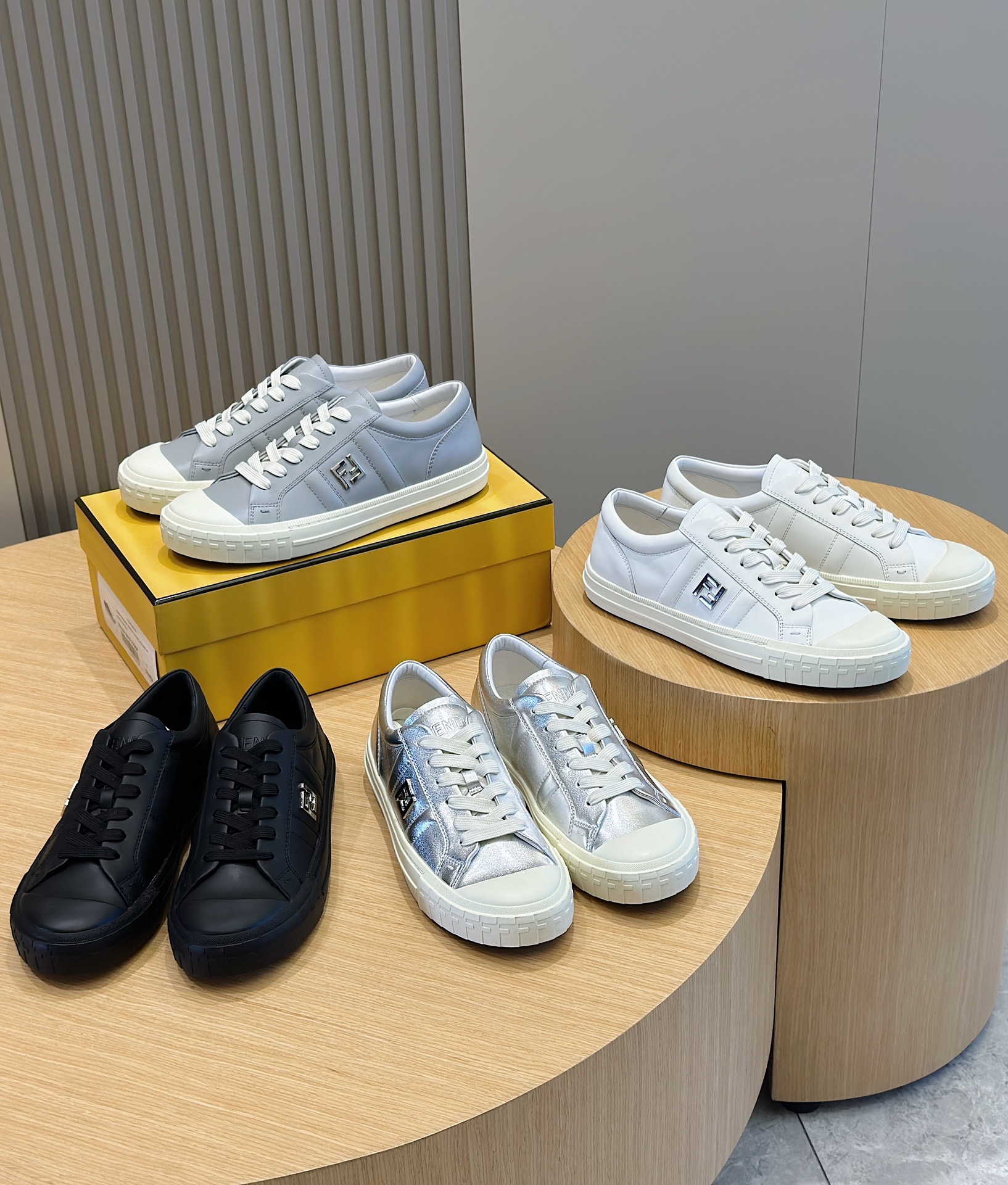 Fendi Male Leather Shoes Cow Leather M-s