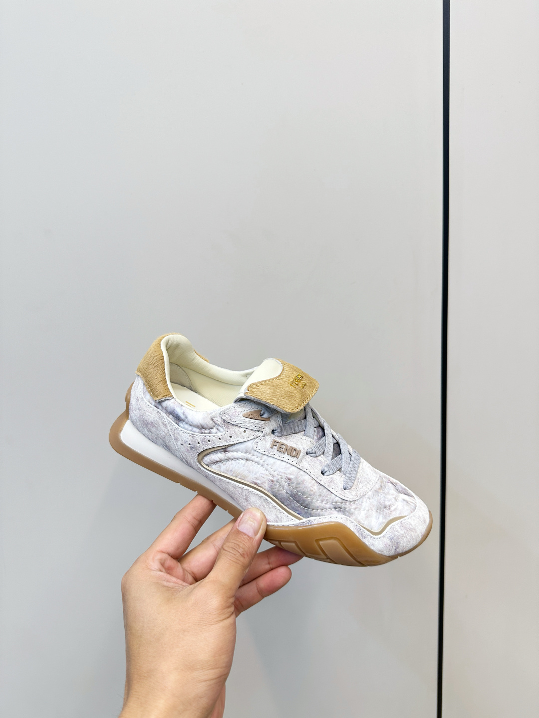 Fendi Male Sneakers Lightweight S