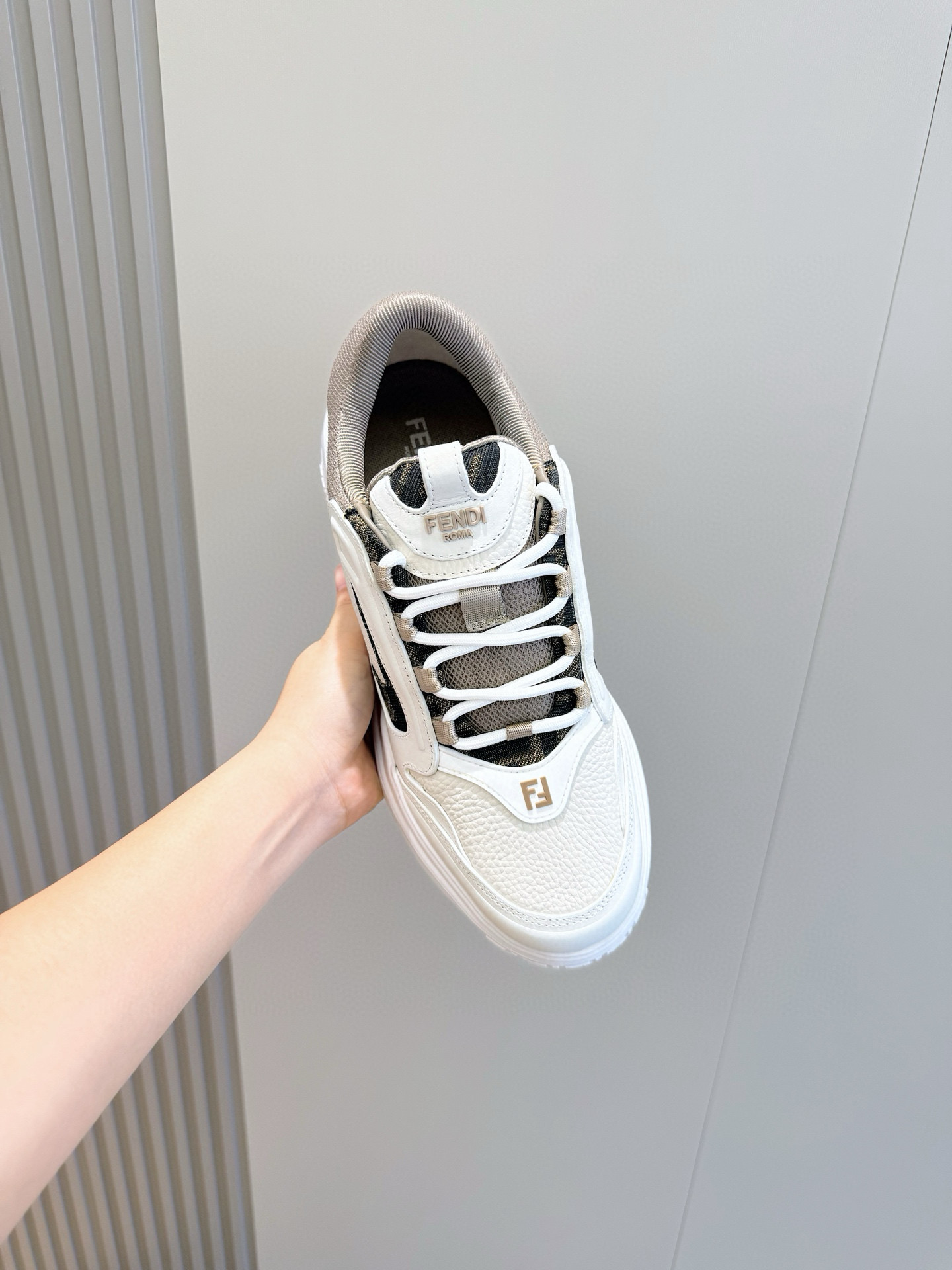 Fendi Sneakers White M-s