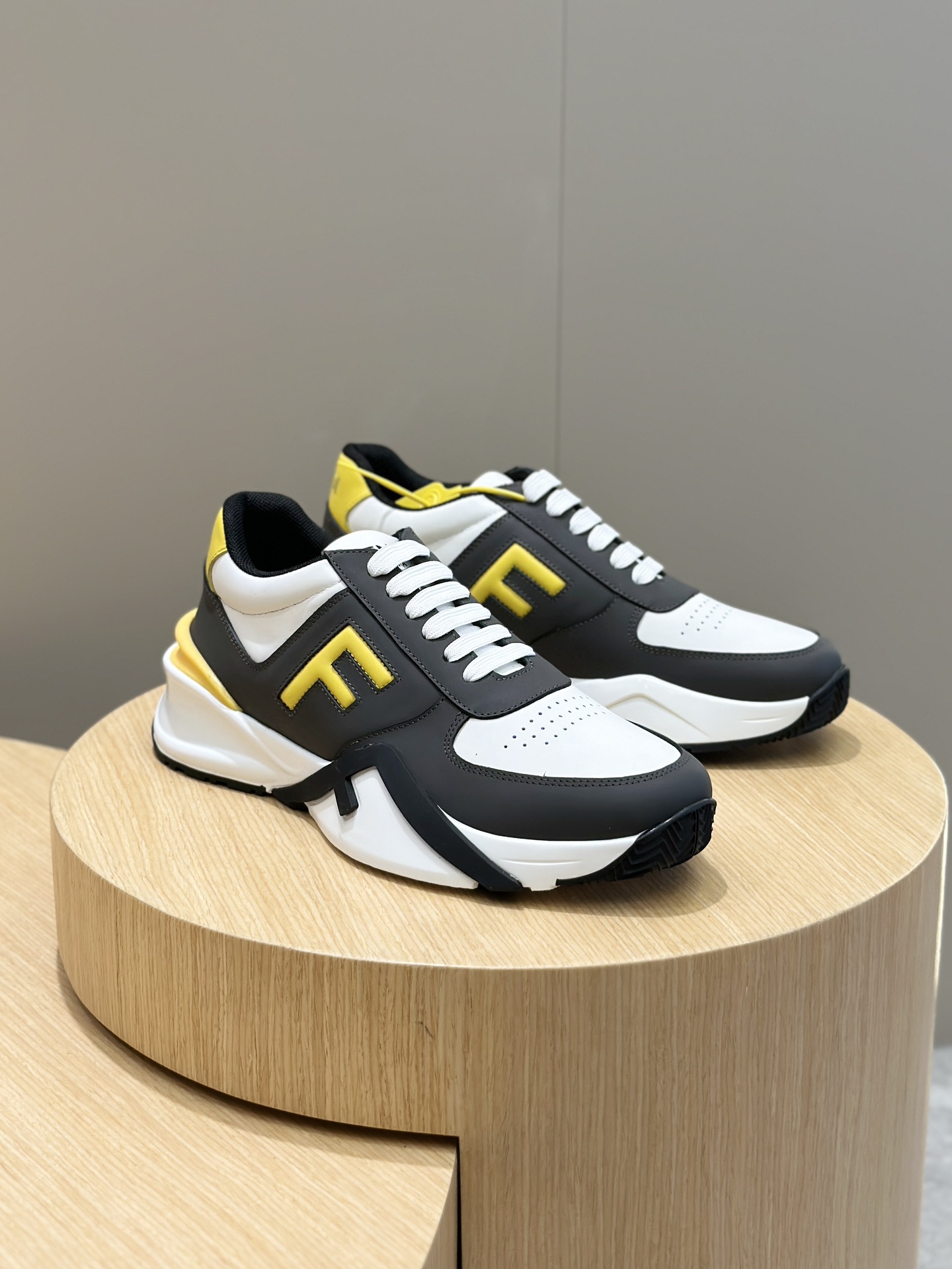 Fendi Male Sneakers Breathable M-l-s