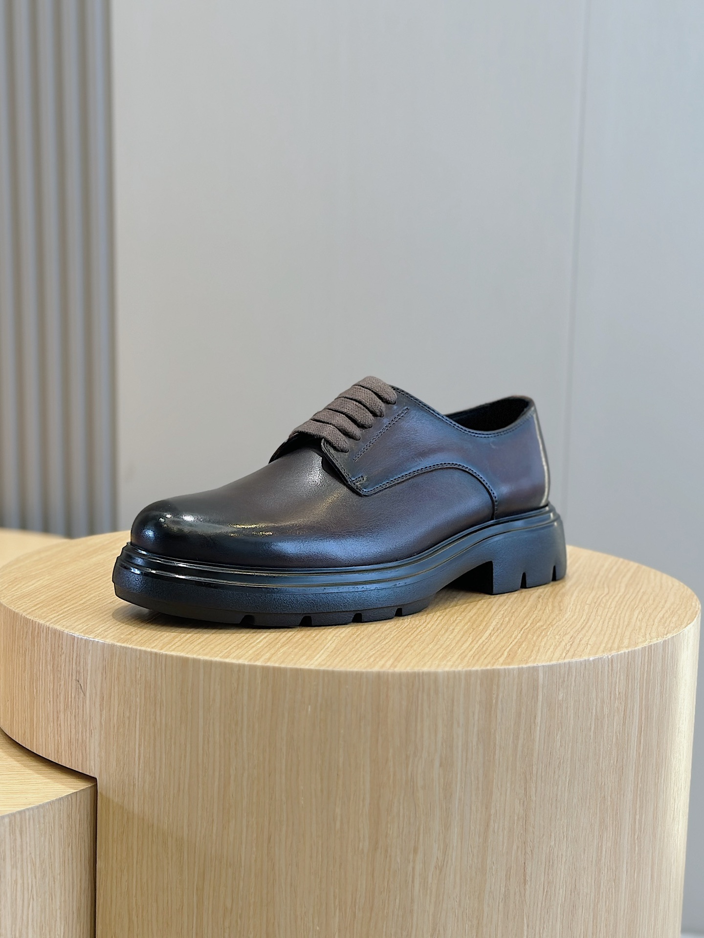 Ferragamo Male Leather Shoes Cow Leather M-s