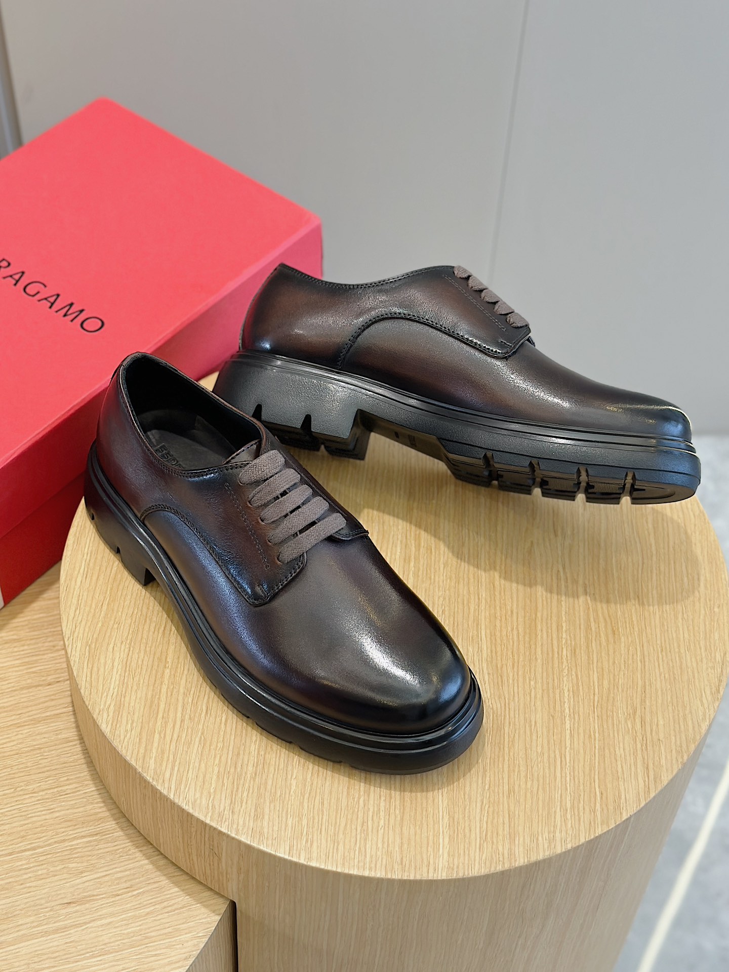 Ferragamo Male Leather Shoes Cow Leather M-s