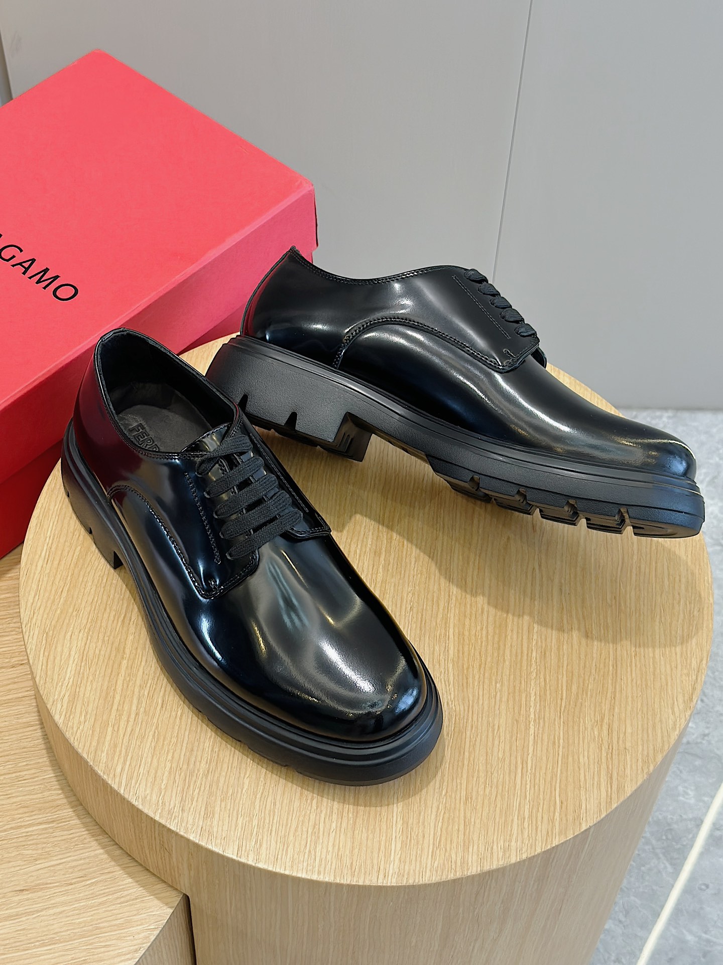 Ferragamo Male Leather Shoes Cow Leather M-s