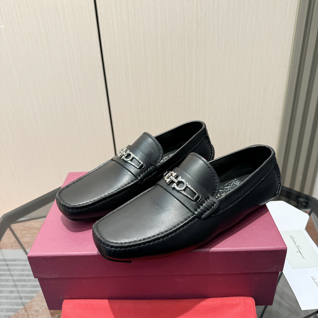 Ferragamo Basic Shoes M