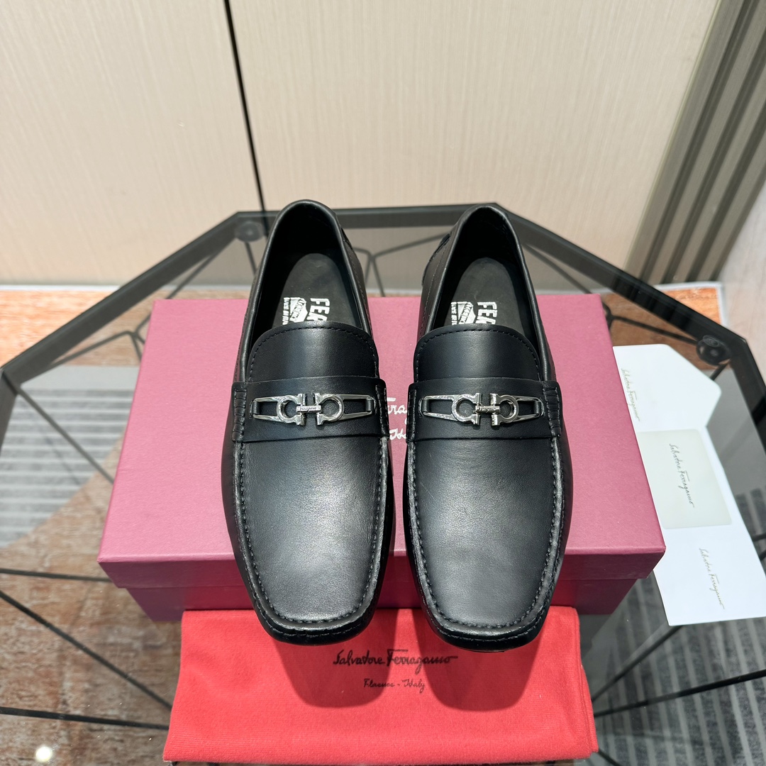 Ferragamo Basic Shoes M