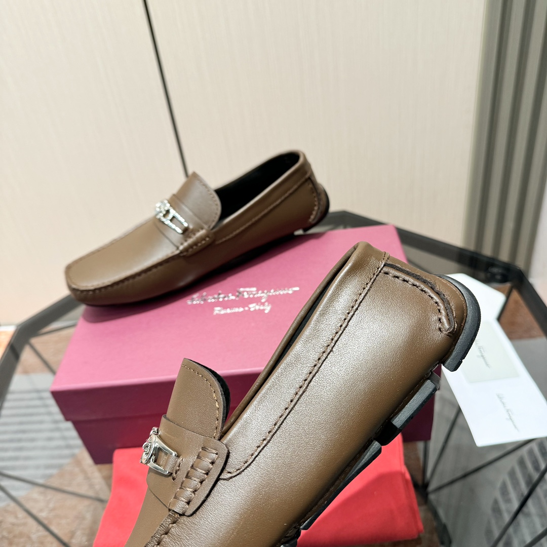 Ferragamo Basic Shoes M