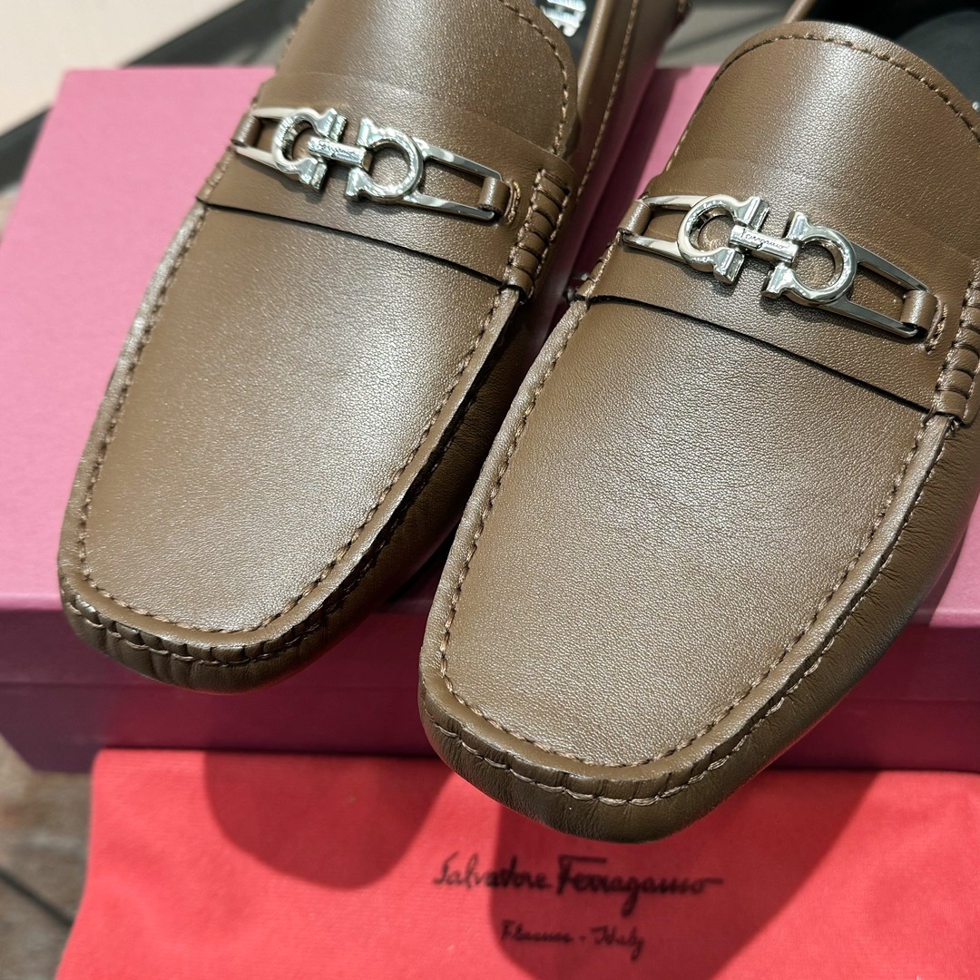 Ferragamo Basic Shoes M
