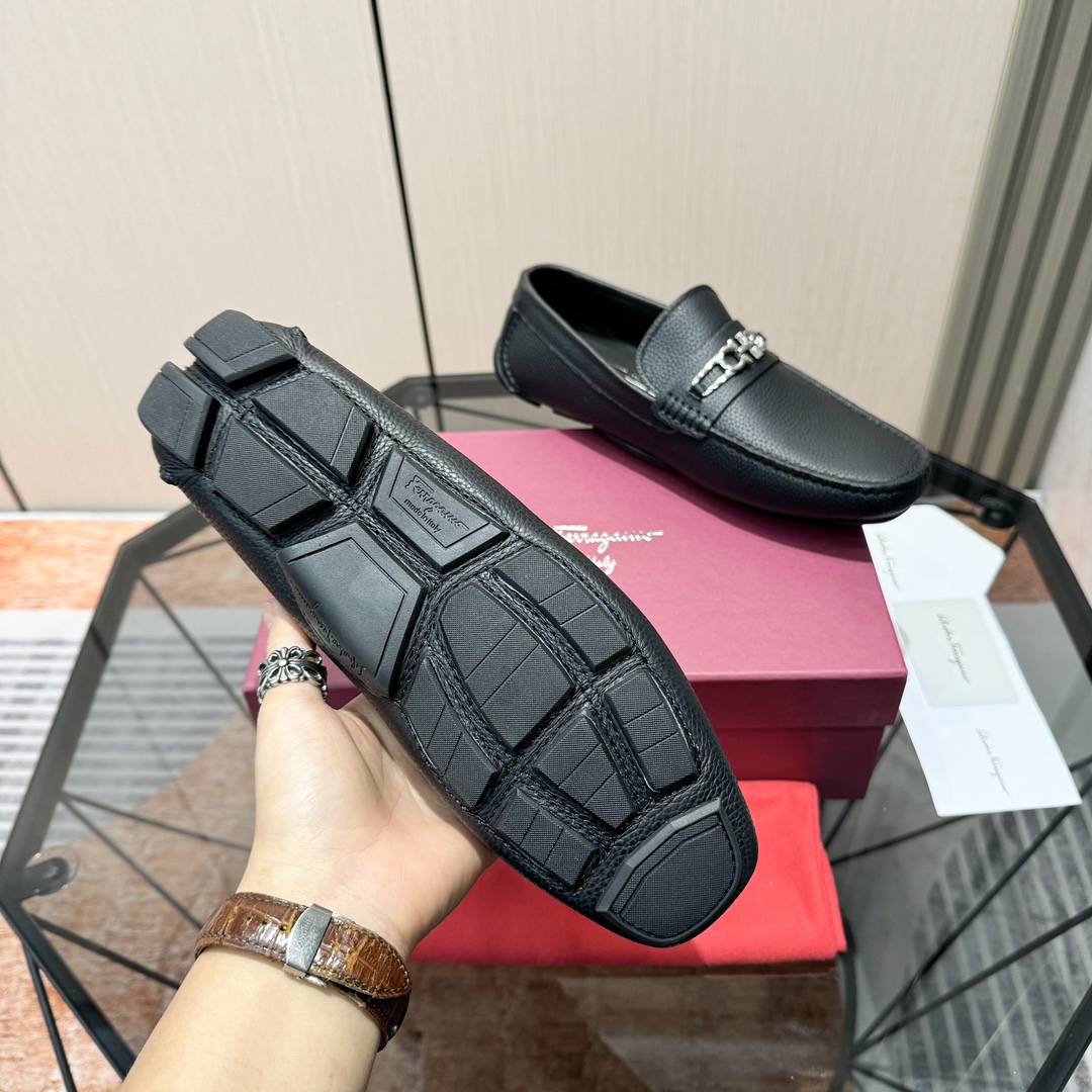 Ferragamo Basic Shoes M