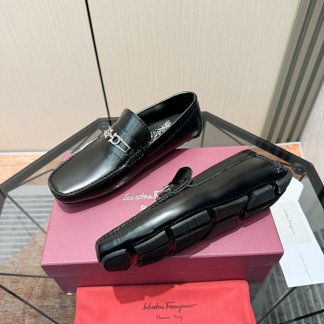 Ferragamo Basic Shoes M