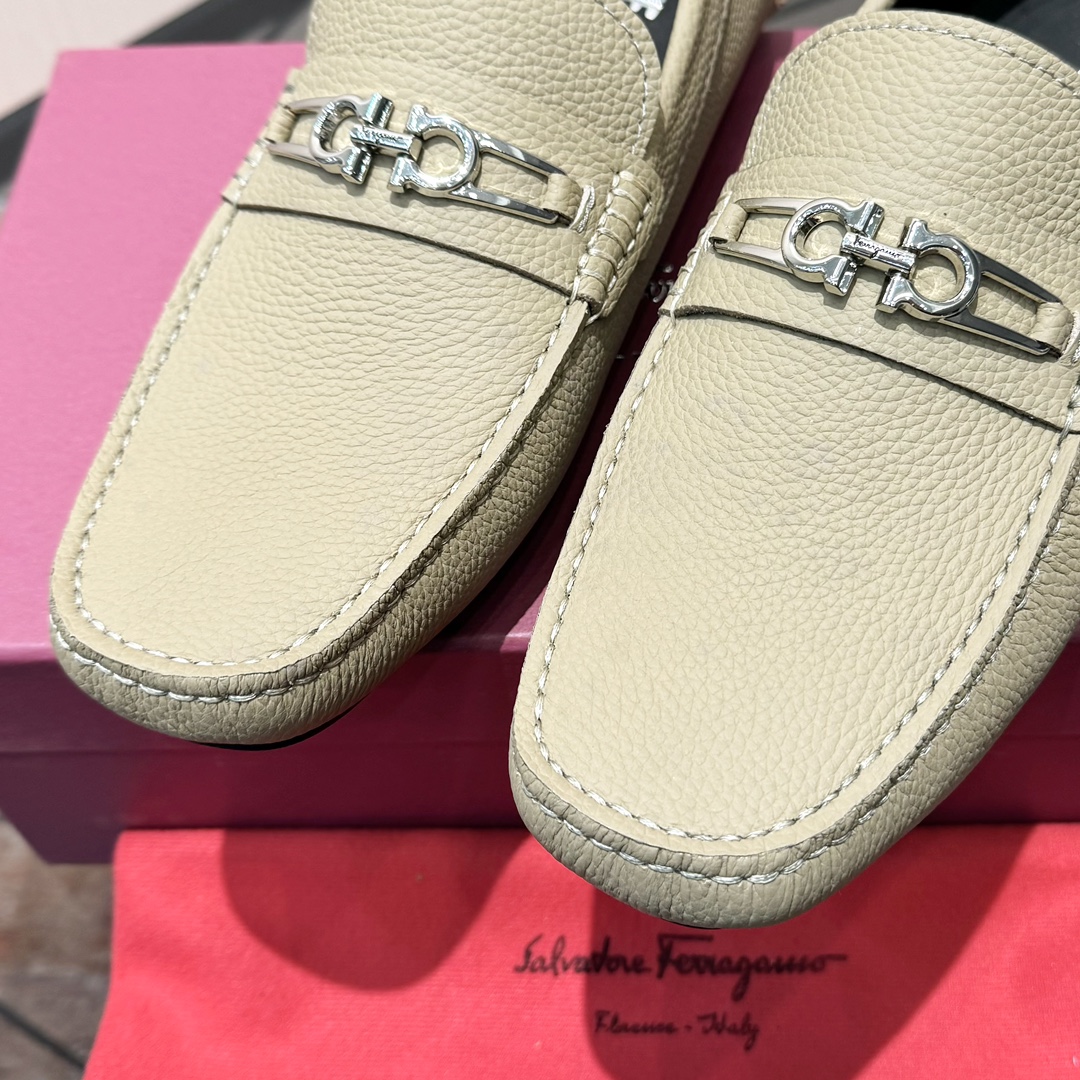 Ferragamo Basic Shoes M