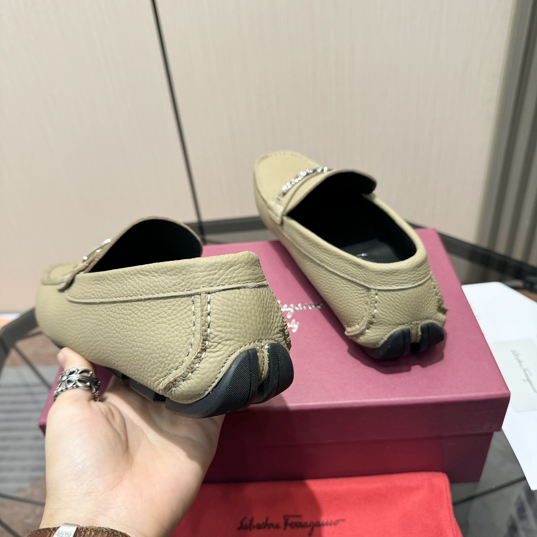 Ferragamo Basic Shoes M