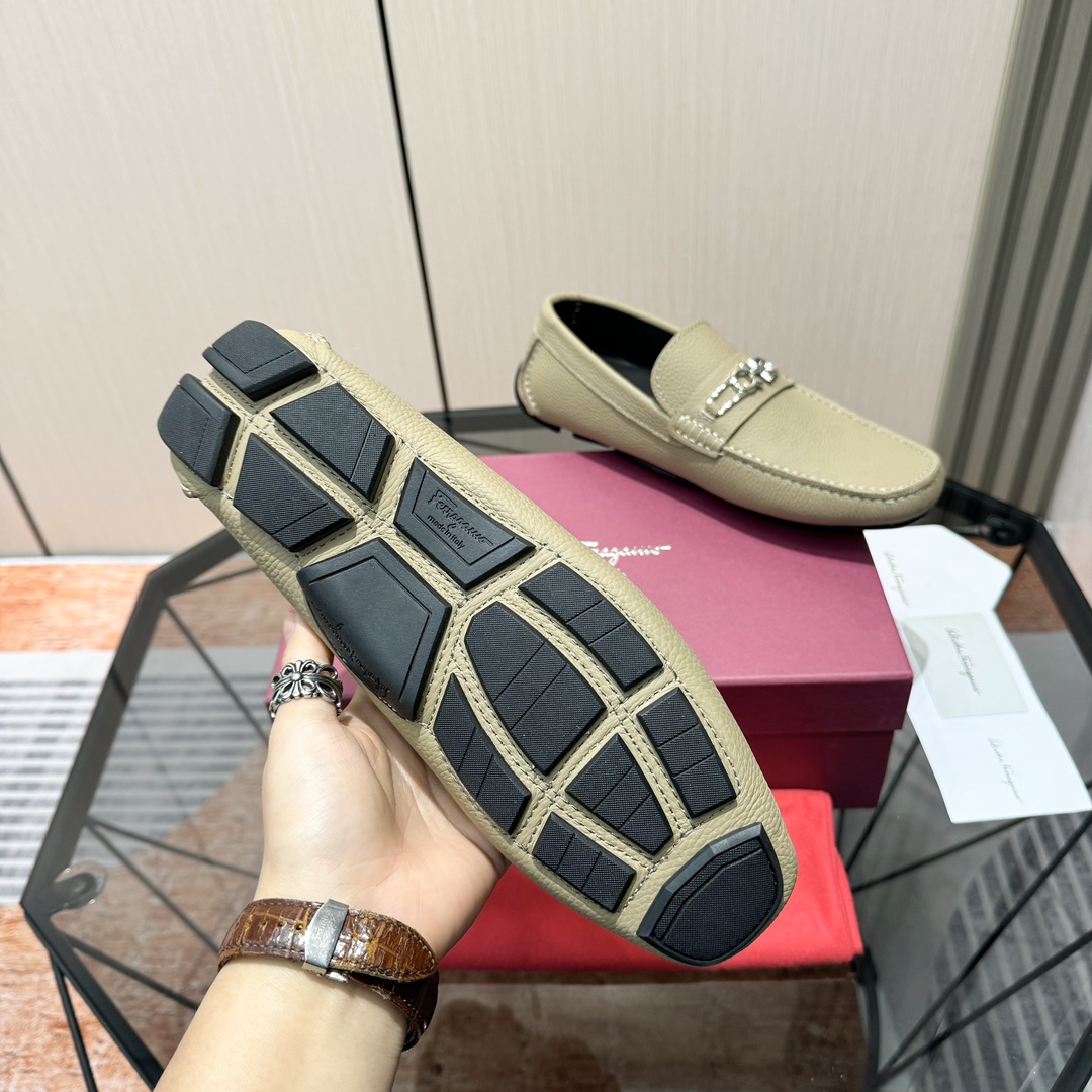 Ferragamo Basic Shoes M