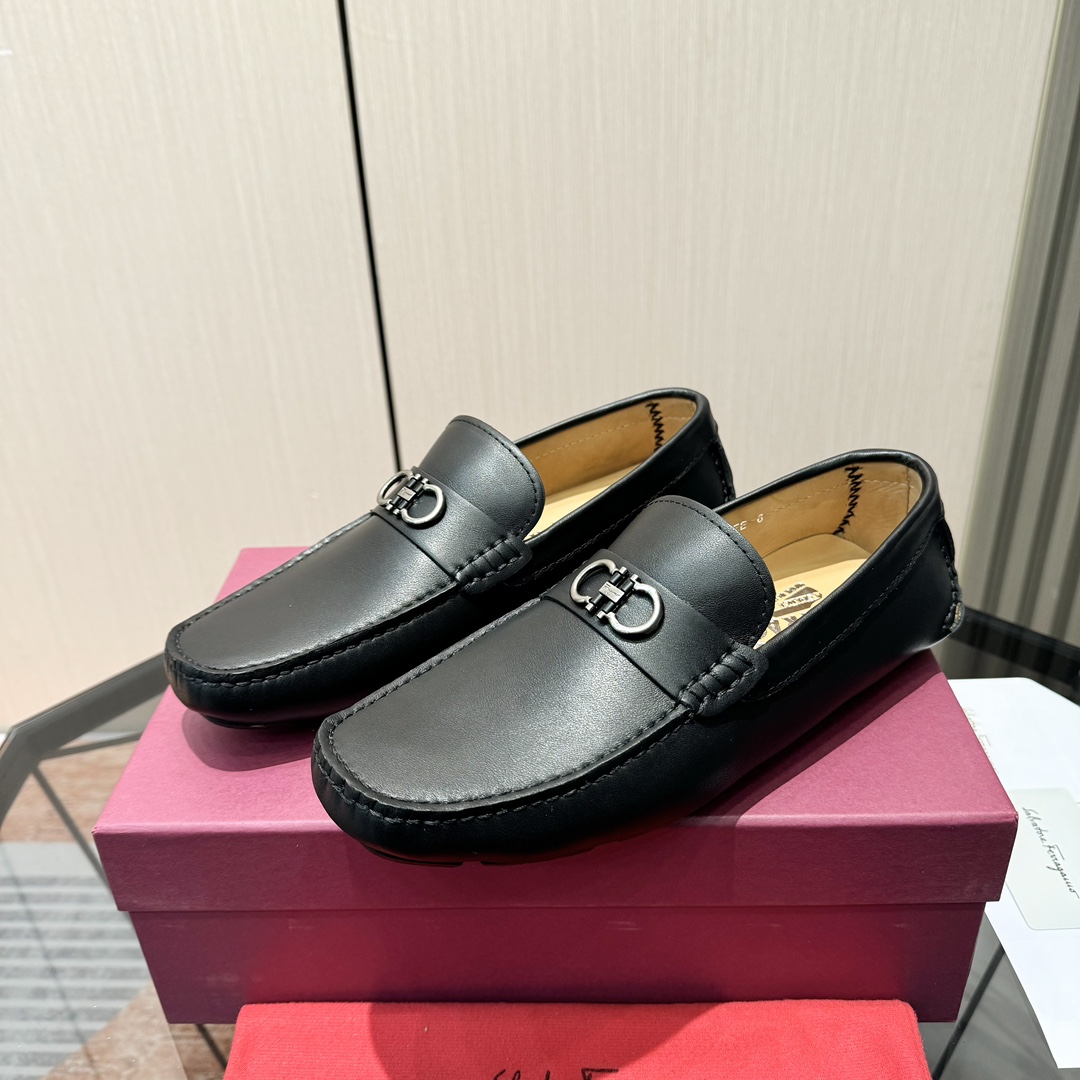 Ferragamo Basic Shoes M