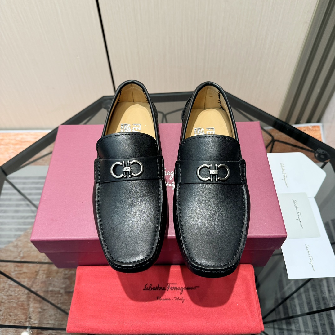 Ferragamo Basic Shoes M