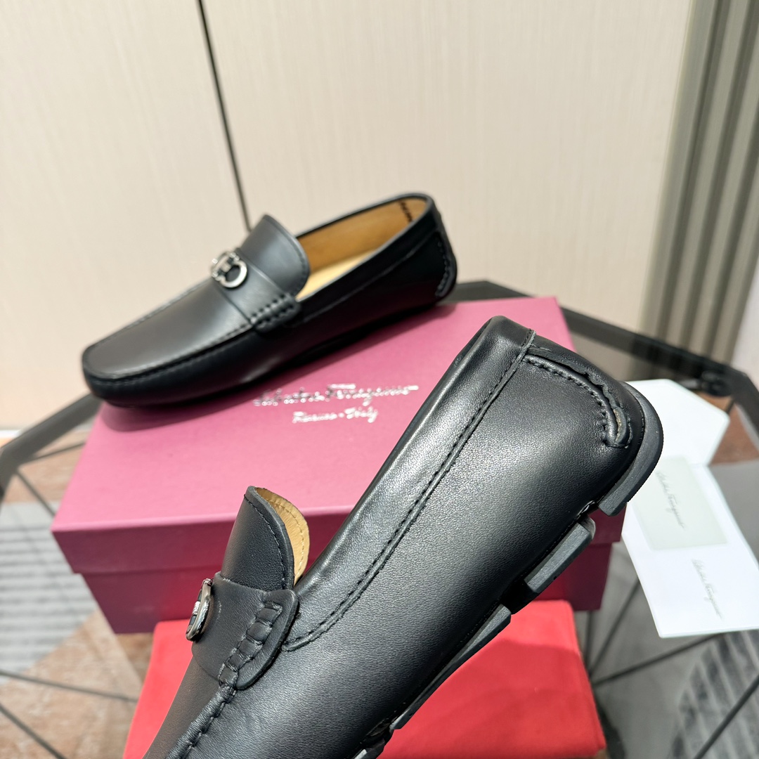 Ferragamo Basic Shoes M