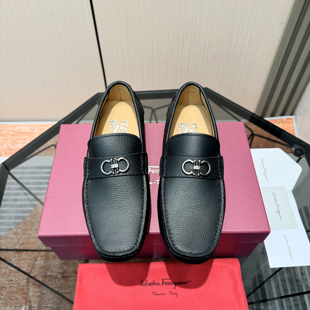 Ferragamo Basic Shoes M