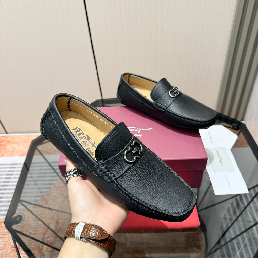 Ferragamo Basic Shoes M