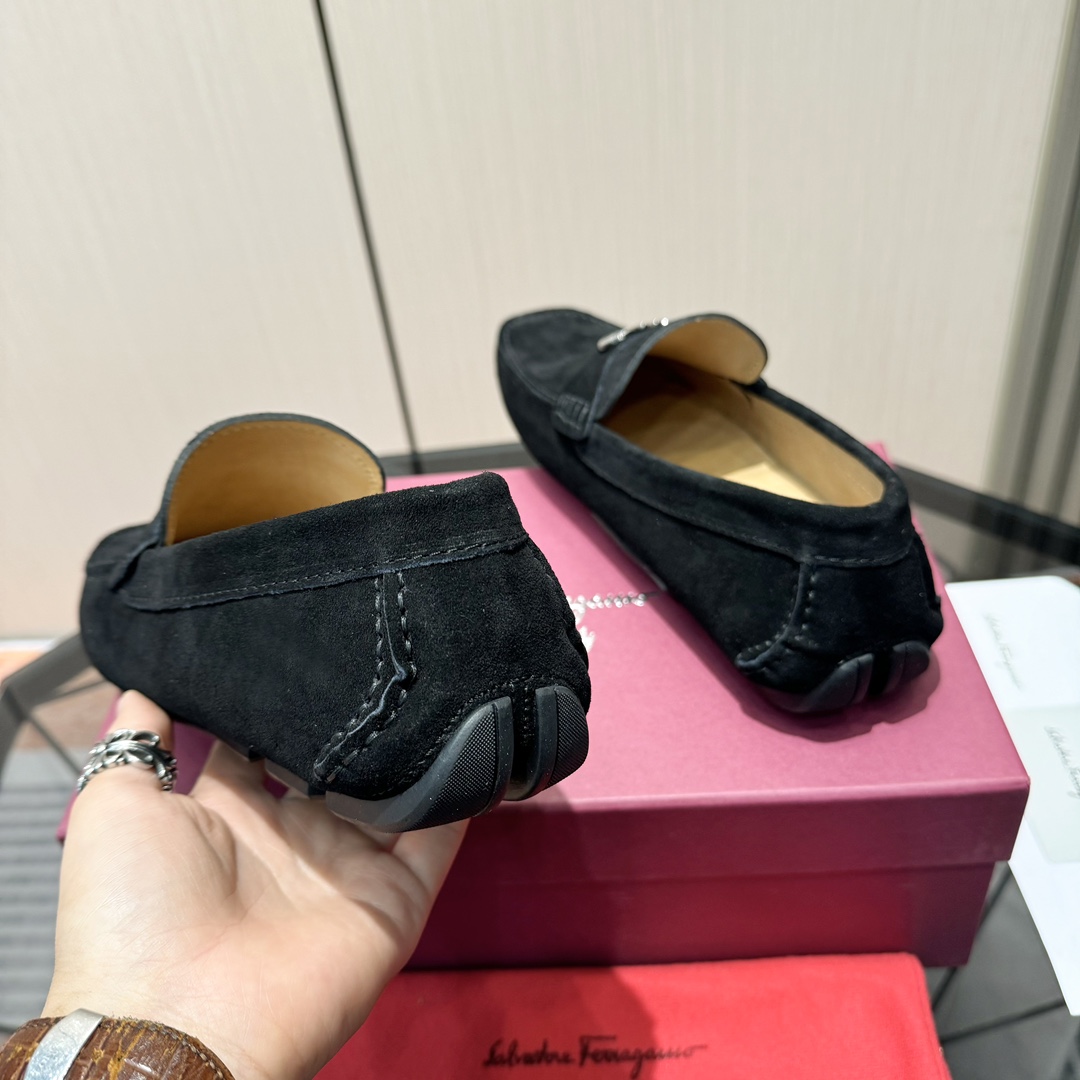 Ferragamo Basic Shoes M