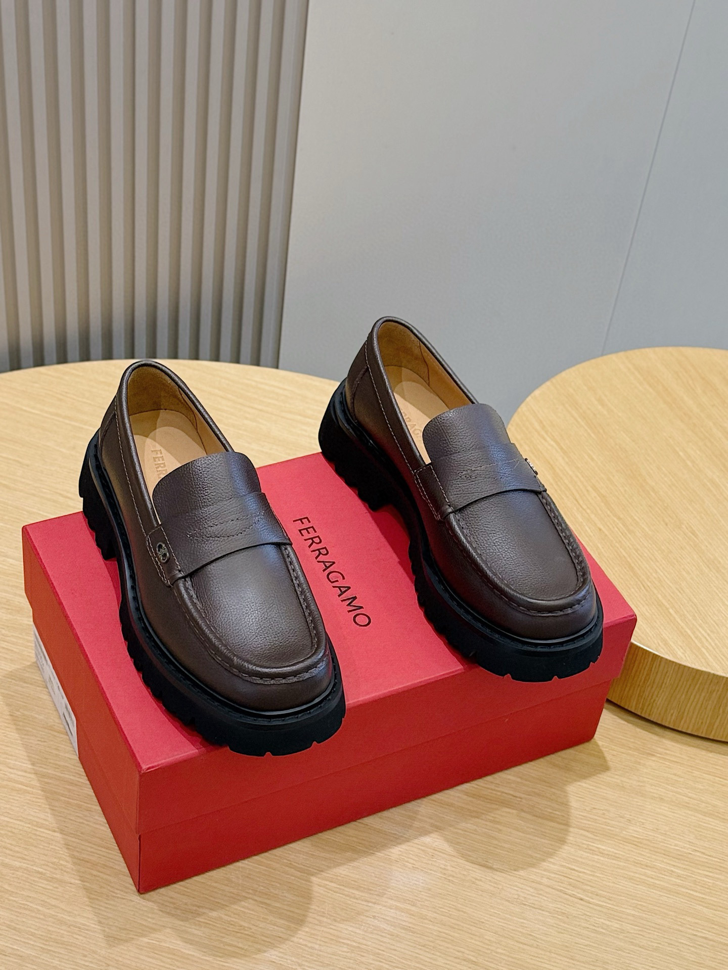 Ferragamo Male Leather Shoes Cow Leather M-s