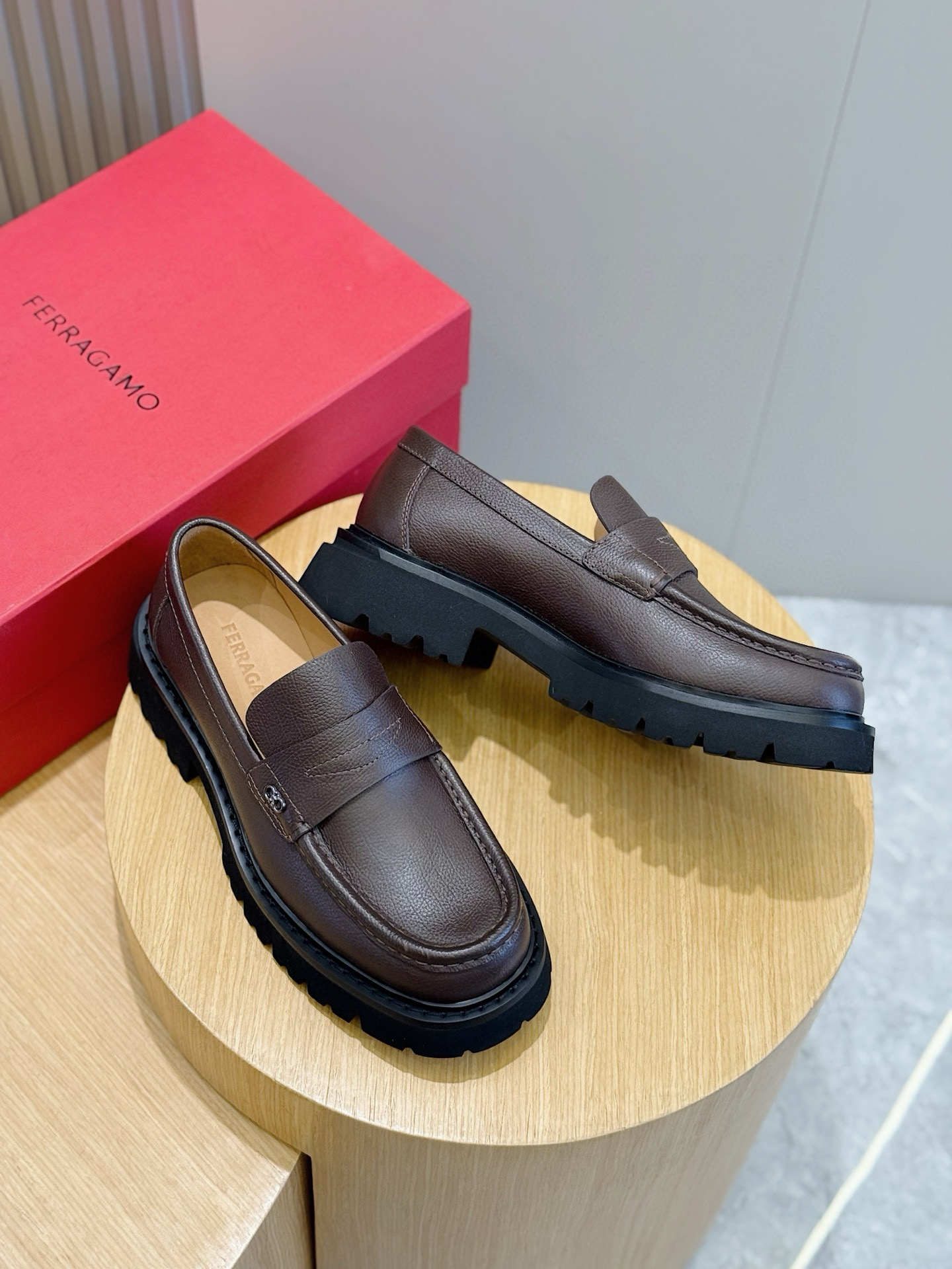 Ferragamo Male Leather Shoes Cow Leather M-s