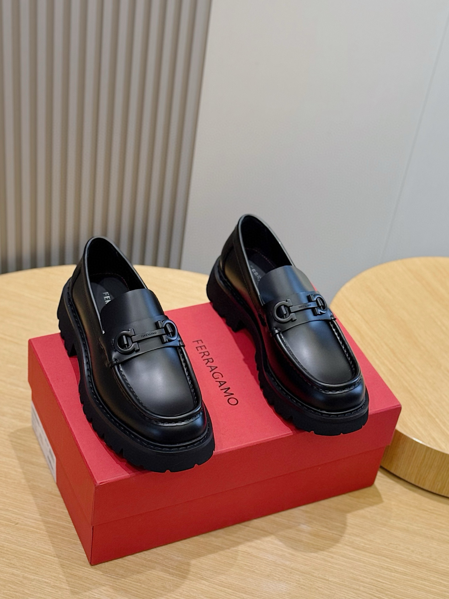 Ferragamo Male Leather Shoes Cow Leather M-s