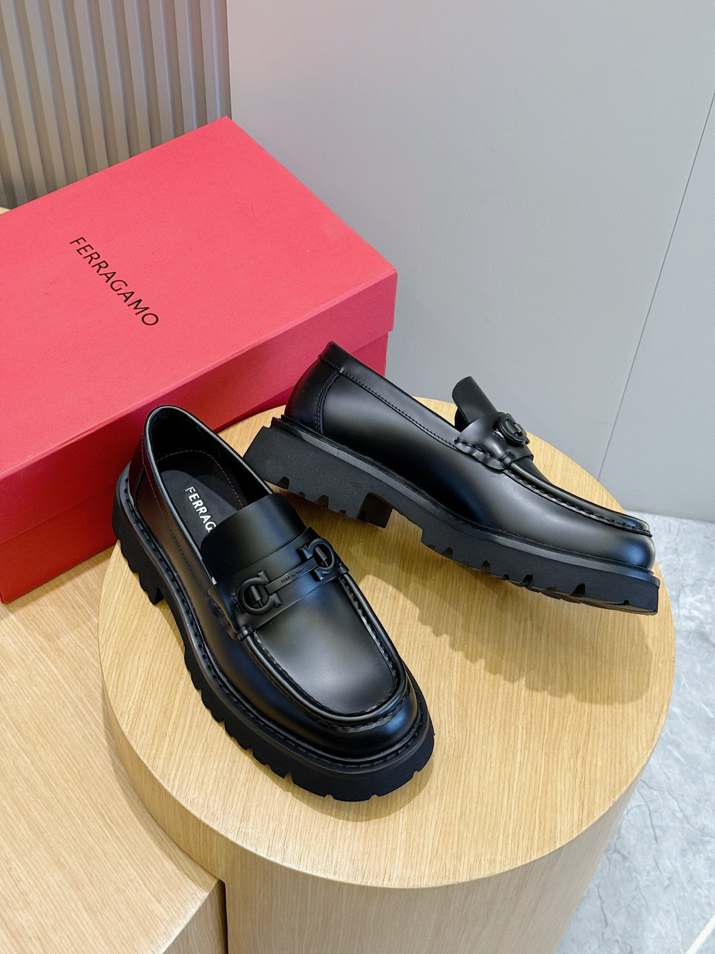 Ferragamo Male Leather Shoes Cow Leather M-s