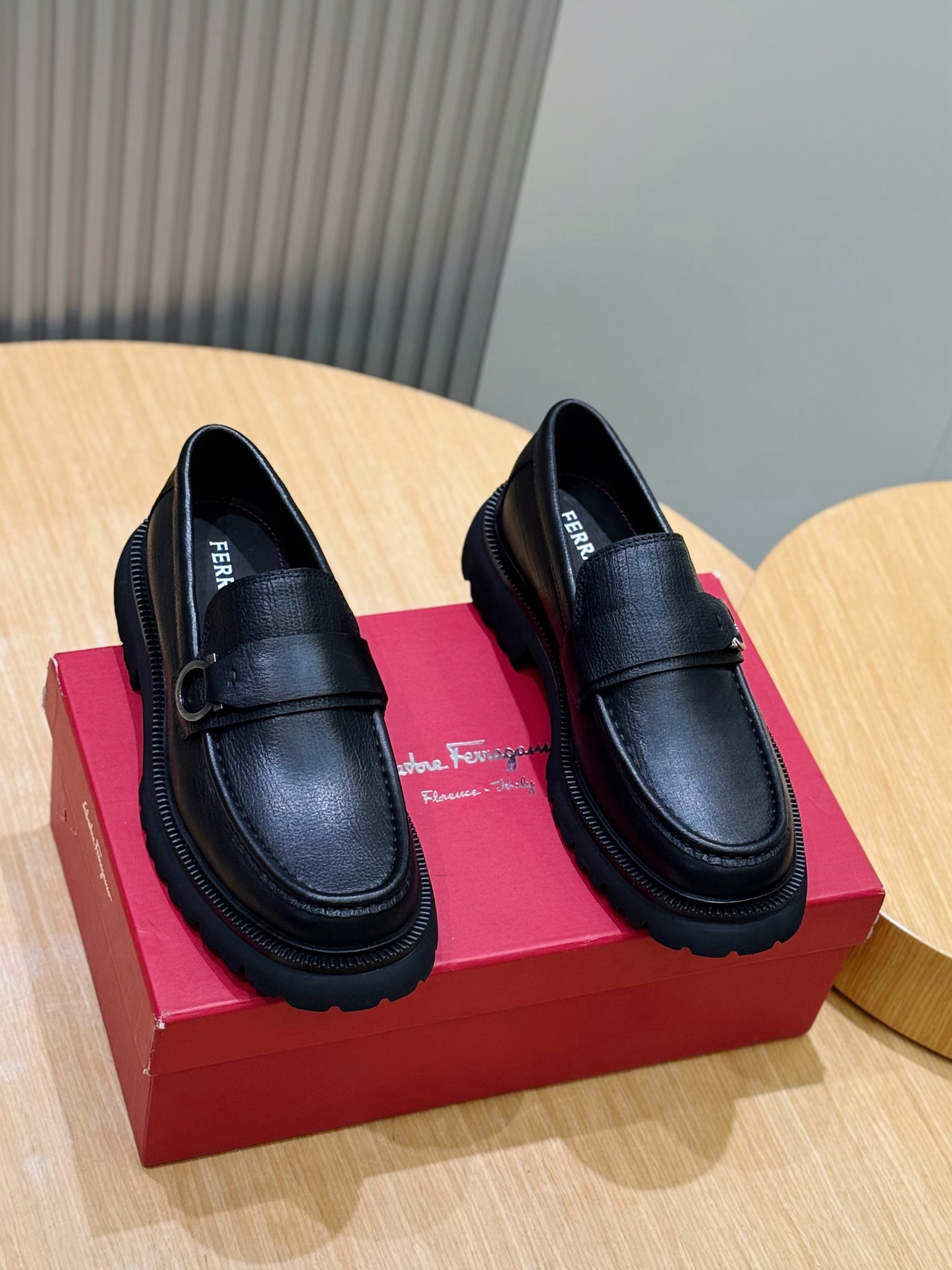 Ferragamo Male Leather Shoes Cow Leather M-s