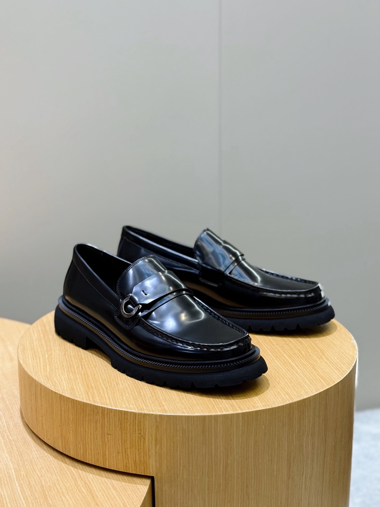 Ferragamo Male Leather Shoes Cow Leather M-s