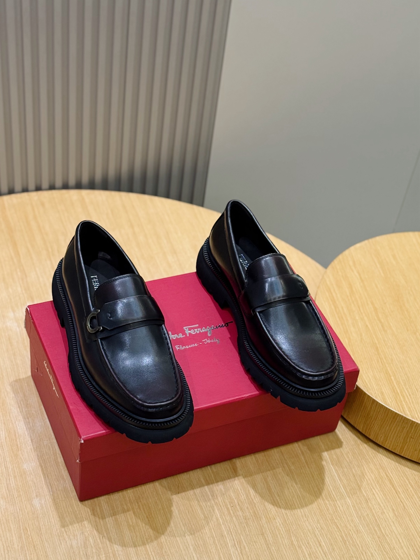 Ferragamo Male Leather Shoes Cow Leather M-s