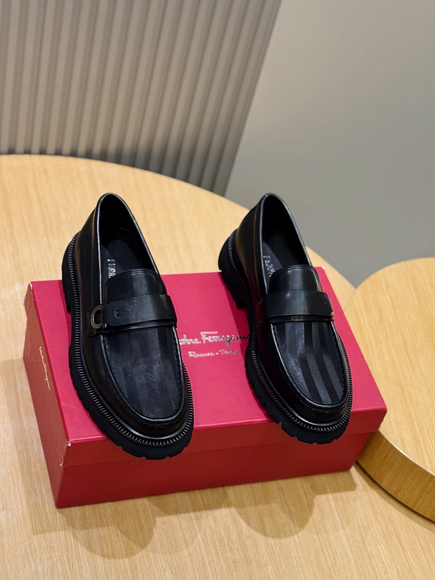 Ferragamo Male Leather Shoes Cow Leather M-s