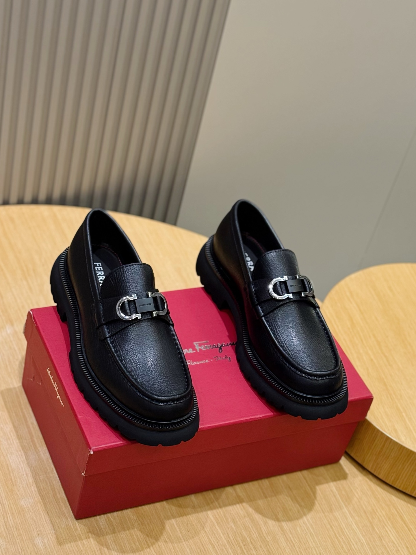 Ferragamo Male Leather Shoes Cow Leather M-s